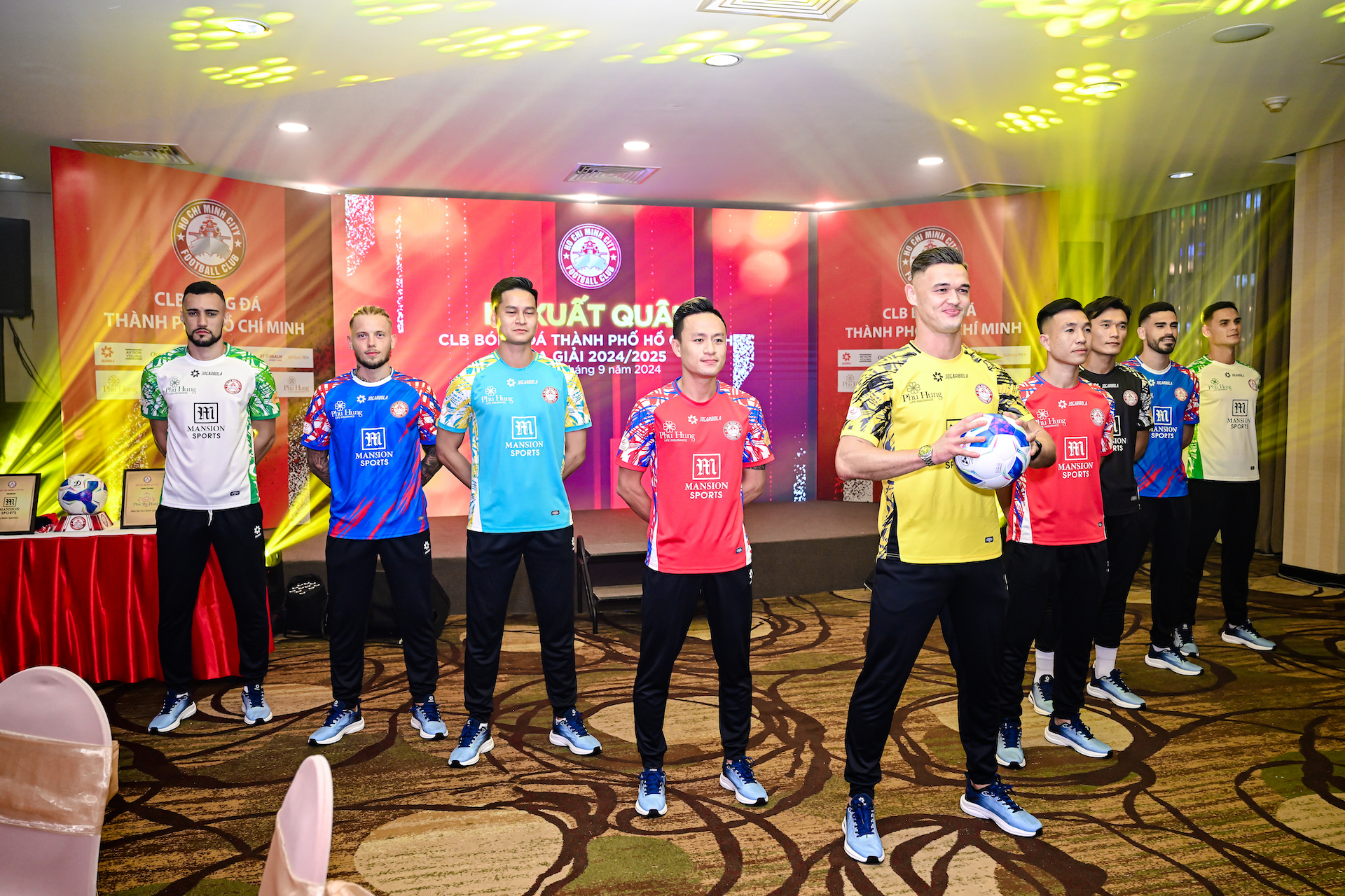 CLB TP HCM muốn đạt th&agrave;nh t&iacute;ch tốt nhất ở m&ugrave;a giải mới- Ảnh 2.