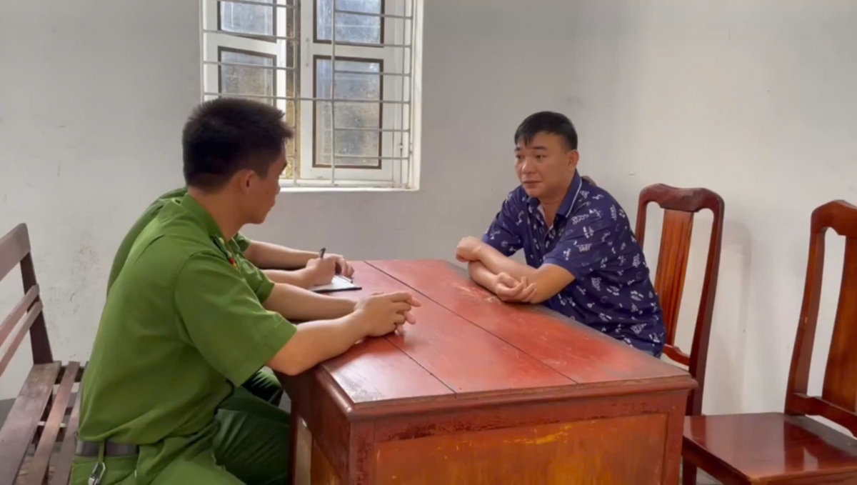 Bắt gi&aacute;m đốc doanh nghiệp mua b&aacute;n tr&aacute;i ph&eacute;p h&oacute;a đơn gần 3.200 tỉ đồng- Ảnh 1.