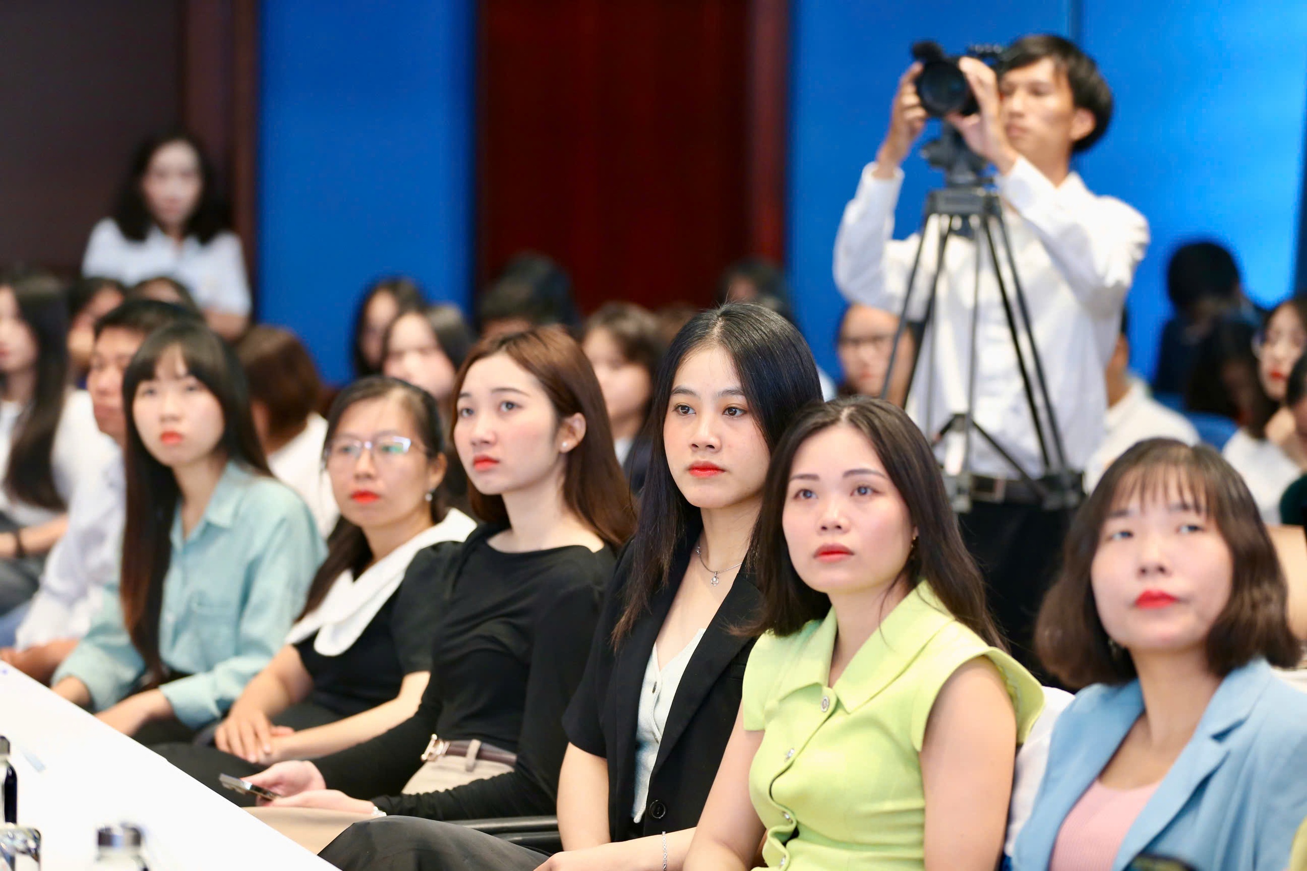 Tăng hiệu quả kết nối giữa doanh nghiệp v&agrave; người lao động- Ảnh 8.