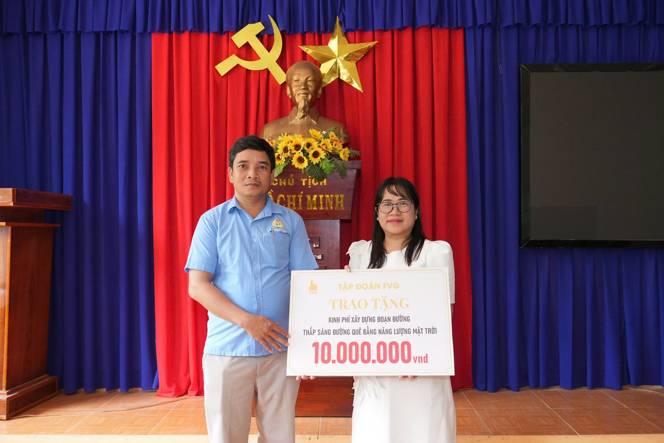 Tết Trung thu đến sớm với trẻ em v&ugrave;ng cao Quảng Nam- Ảnh 7.