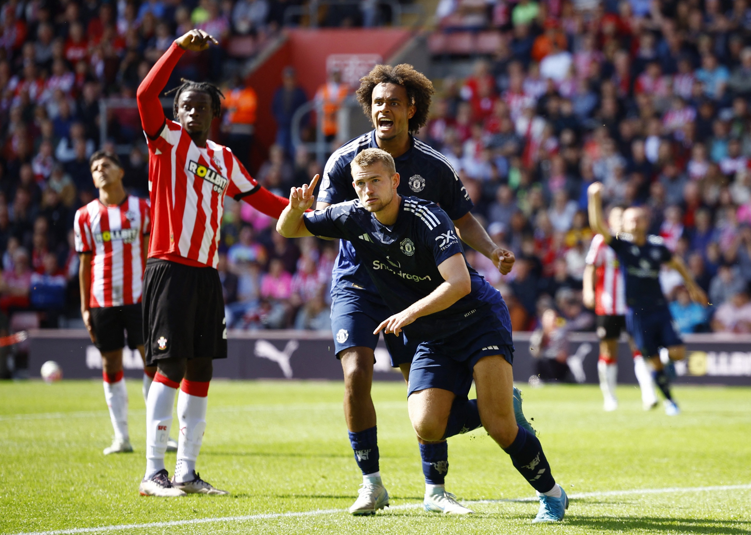 De Ligt v&agrave; Rashford ghi b&agrave;n, Man United thắng tưng bừng Southampton- Ảnh 3.