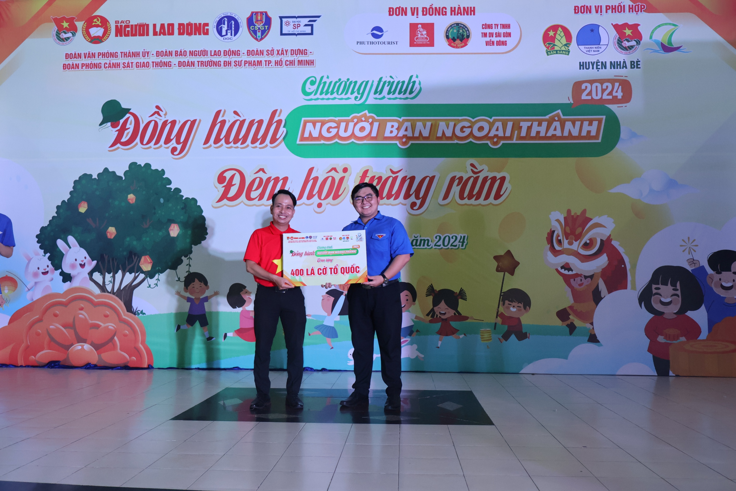 "Đồng h&agrave;nh người bạn ngoại th&agrave;nh" tại huyện Nh&agrave; B&egrave;- Ảnh 6.