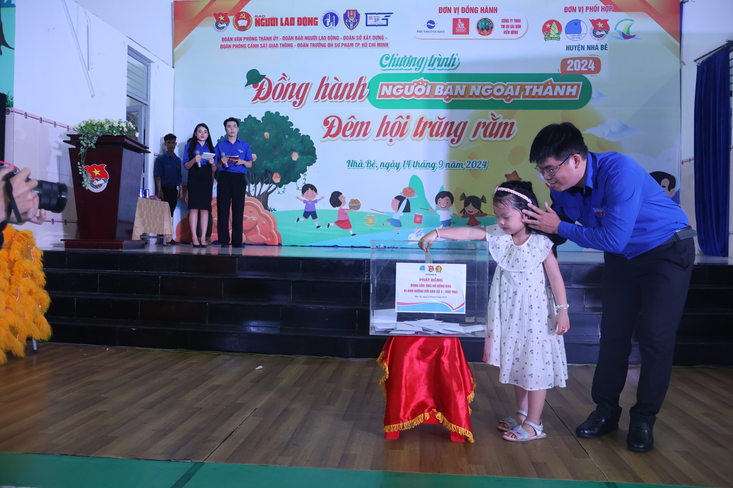 "Đồng h&agrave;nh người bạn ngoại th&agrave;nh" tại huyện Nh&agrave; B&egrave;- Ảnh 15.