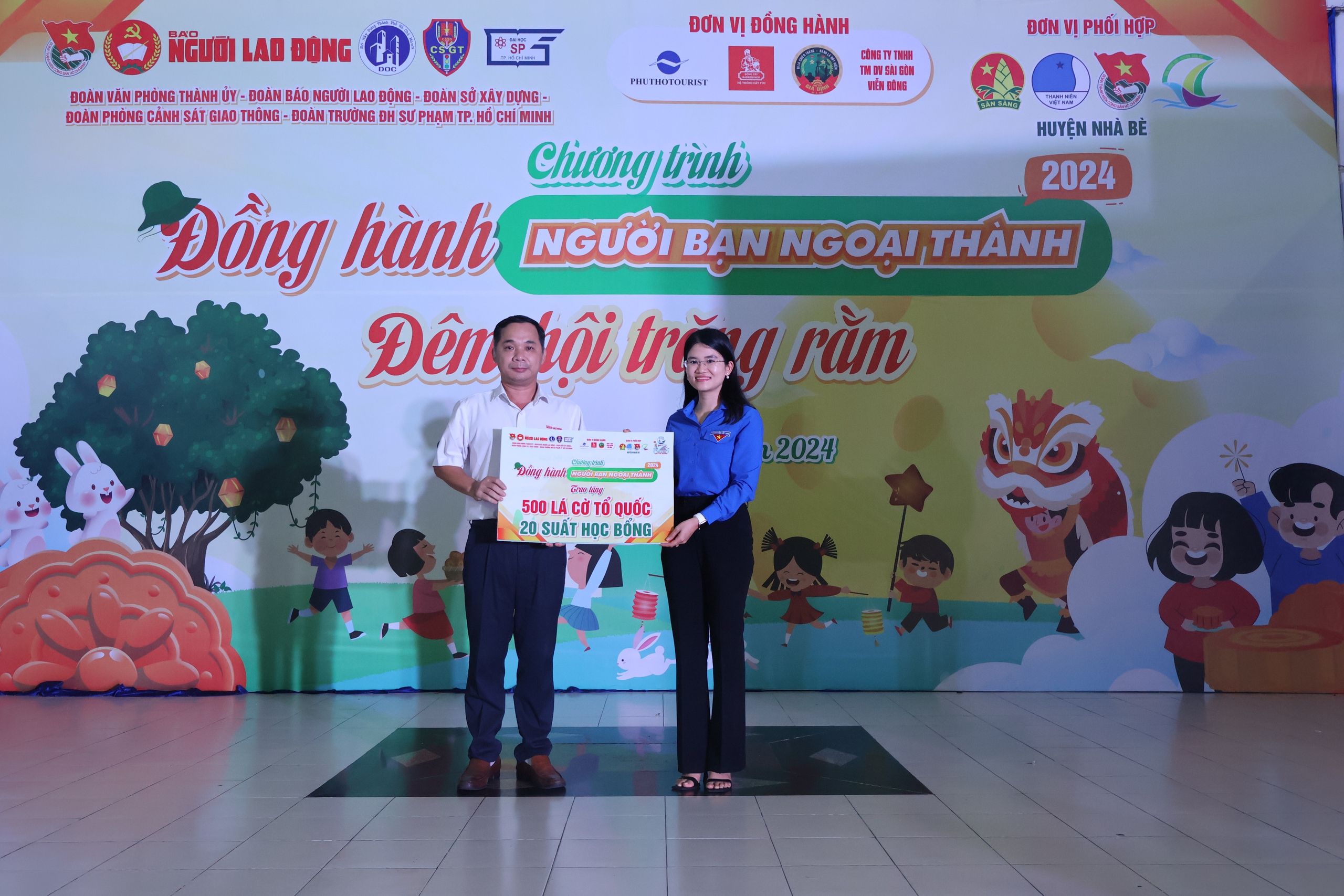 "Đồng h&agrave;nh người bạn ngoại th&agrave;nh" tại huyện Nh&agrave; B&egrave;- Ảnh 4.