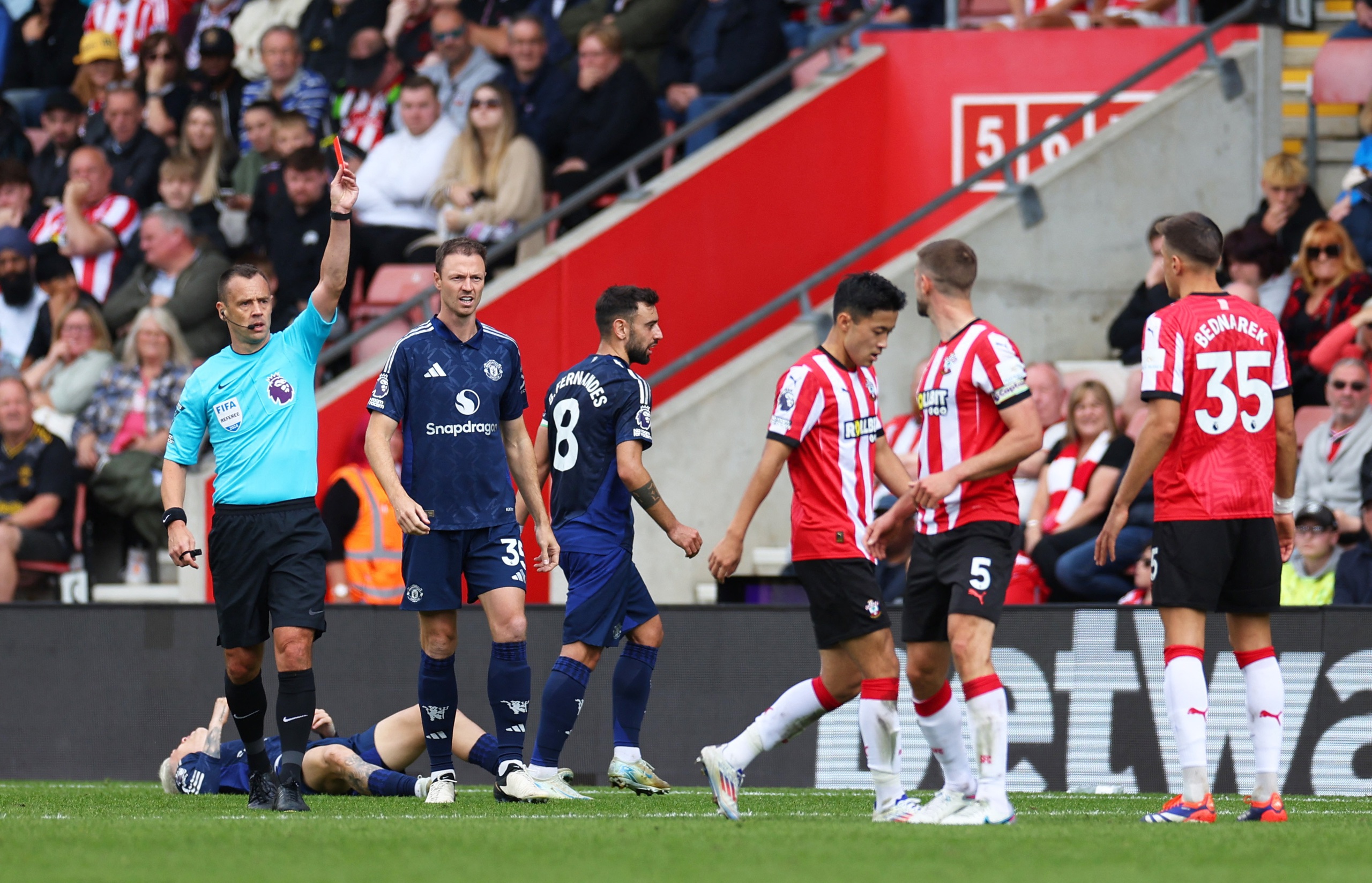 De Ligt v&agrave; Rashford ghi b&agrave;n, Man United thắng tưng bừng Southampton- Ảnh 6.