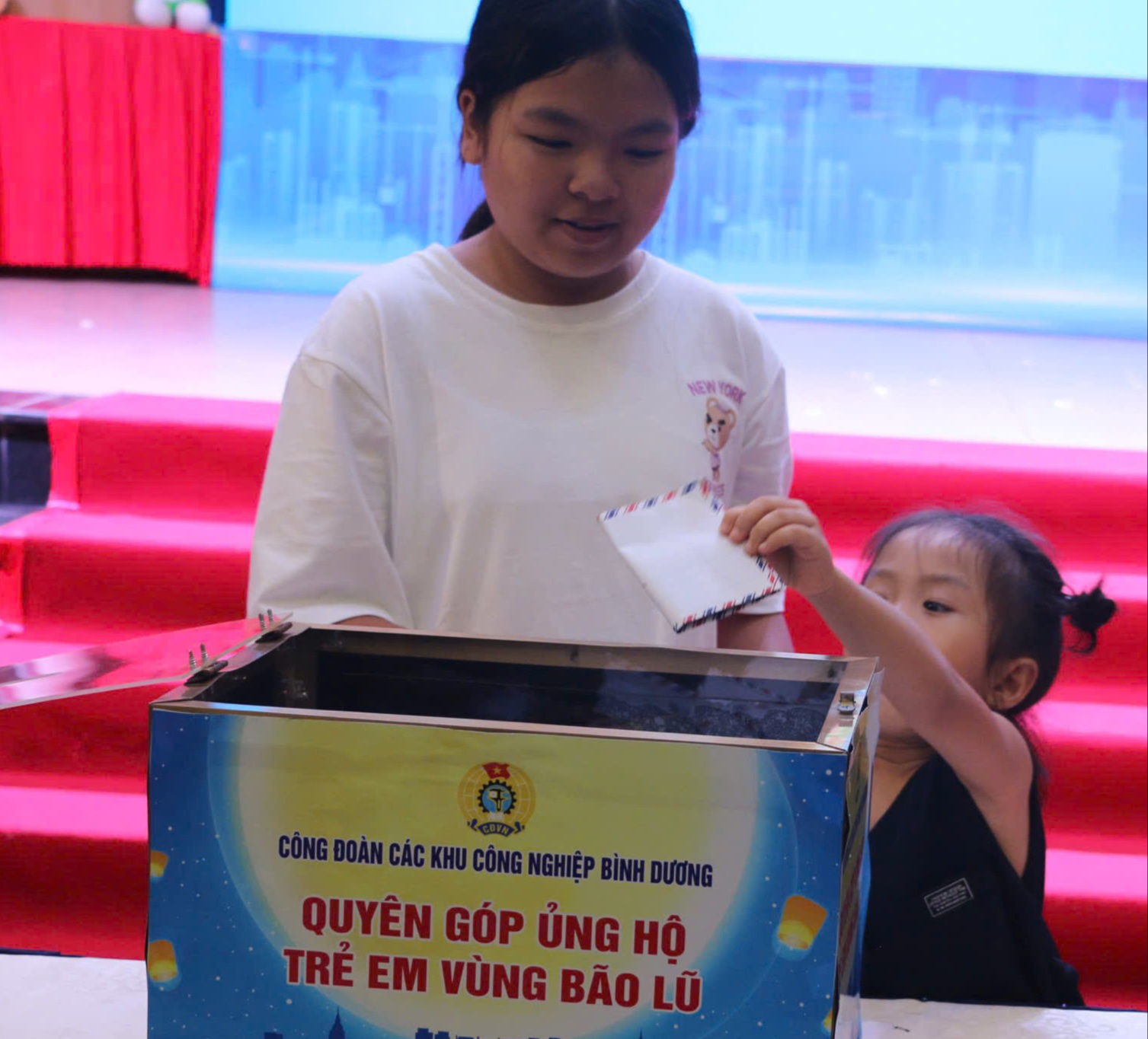H&igrave;nh ảnh mang y&ecirc;u thương của B&igrave;nh Dương &ldquo;l&ecirc;n xe&rdquo; hướng về miền Bắc- Ảnh 14.