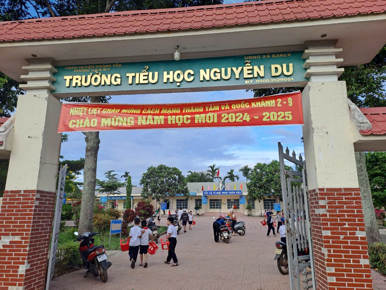 H&agrave;ng ng&agrave;n gi&aacute;o vi&ecirc;n bất ngờ bị truy thu phụ cấp ưu đ&atilde;i- Ảnh 1.