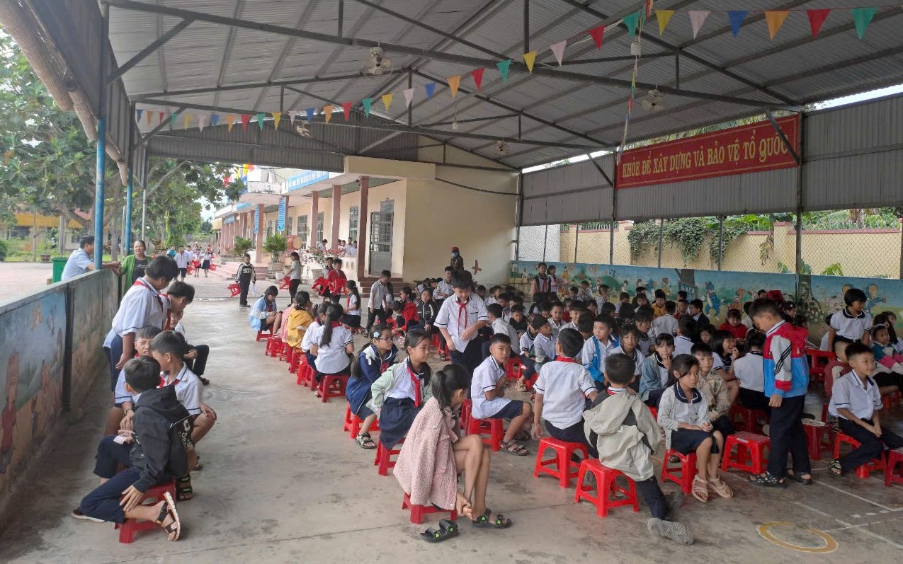 H&agrave;ng ng&agrave;n gi&aacute;o vi&ecirc;n bất ngờ bị truy thu phụ cấp ưu đ&atilde;i