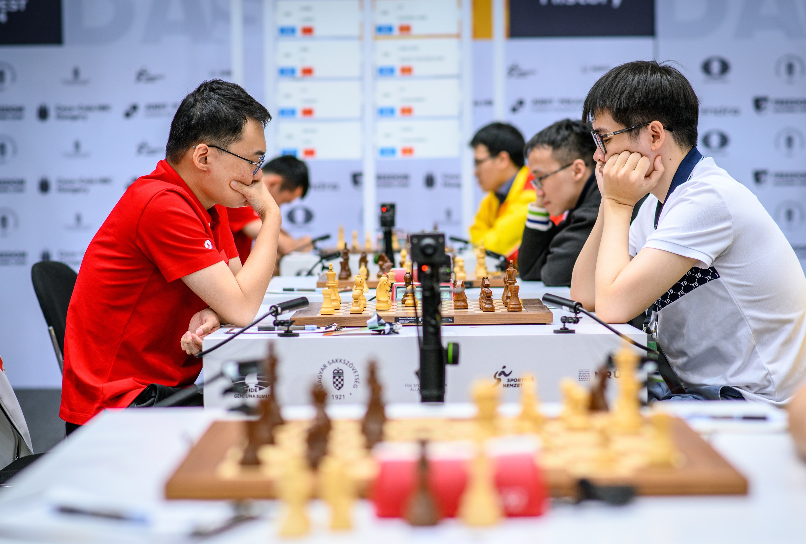 L&ecirc; Quang Li&ecirc;m thắng nh&agrave; v&ocirc; địch thế giới, tuyển Việt Nam bất bại tại Olympiad cờ vua 2024- Ảnh 1.