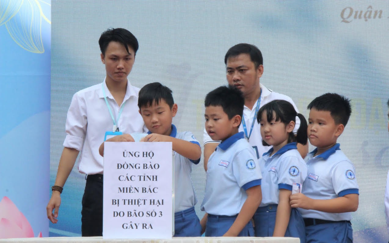 Diễn đàn "Làm thế nào để công tác cứu trợ được hiệu quả, thiết thực?": Cứu trợ, không chỉ là vật chất…