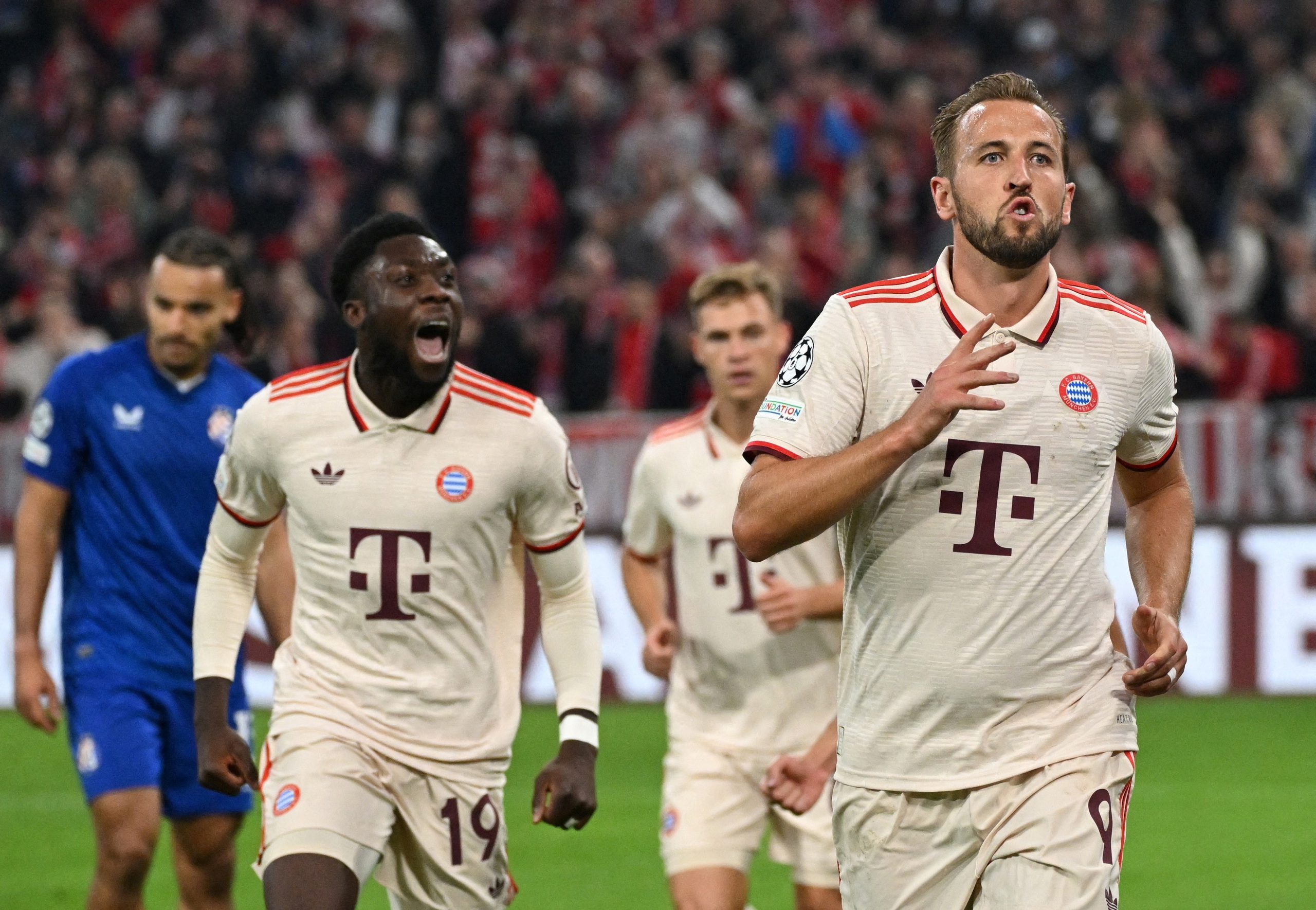Harry Kane lập "c&uacute; poker", Bayern Munich đ&egrave; bẹp Dinamo Zagreb 9-2 ở Champions League- Ảnh 2.