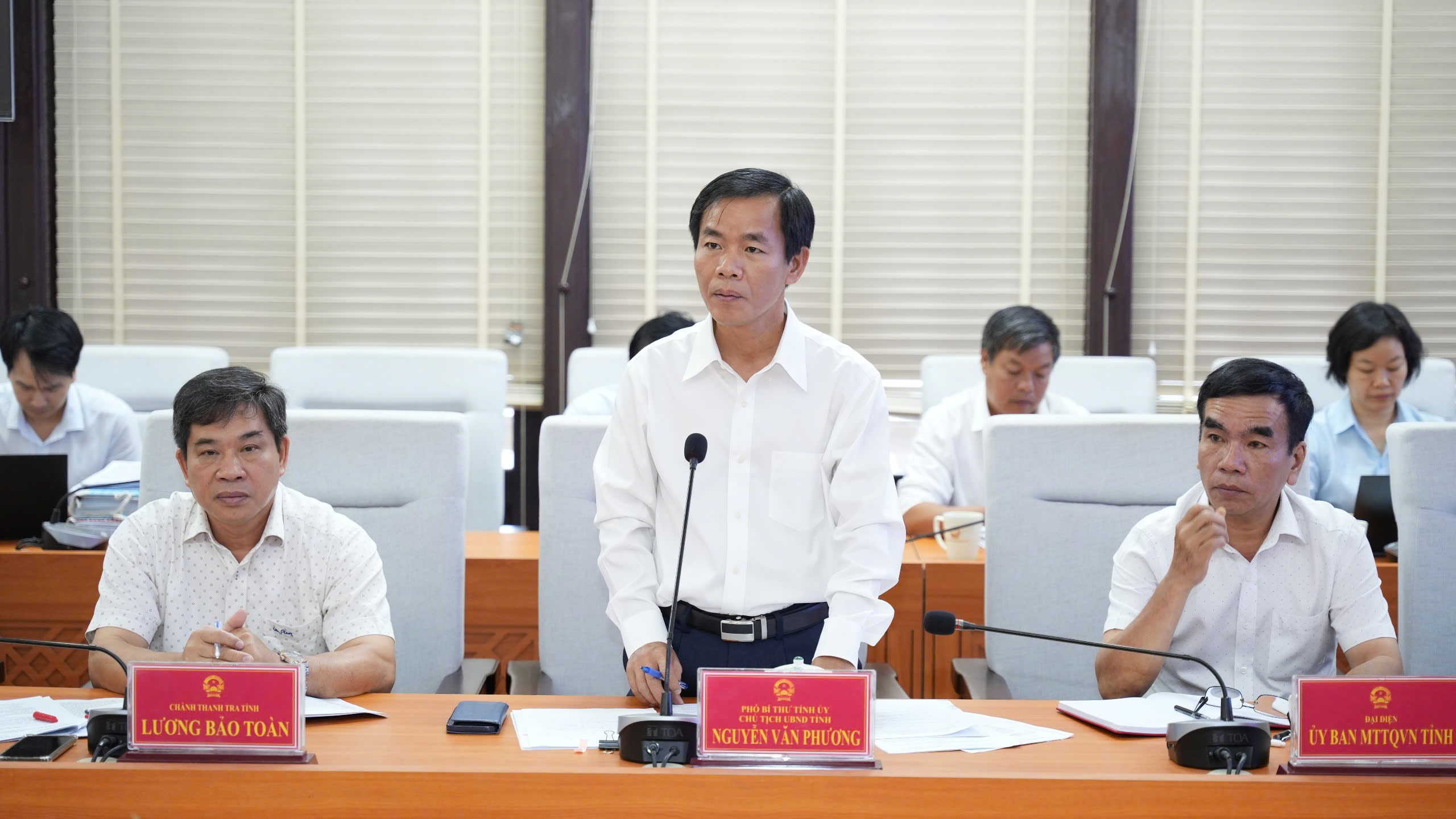 L&atilde;nh đạo Thừa Thi&ecirc;n - Huế về cơ sở để r&otilde; t&acirc;m tư của c&ocirc;ng d&acirc;n- Ảnh 3.