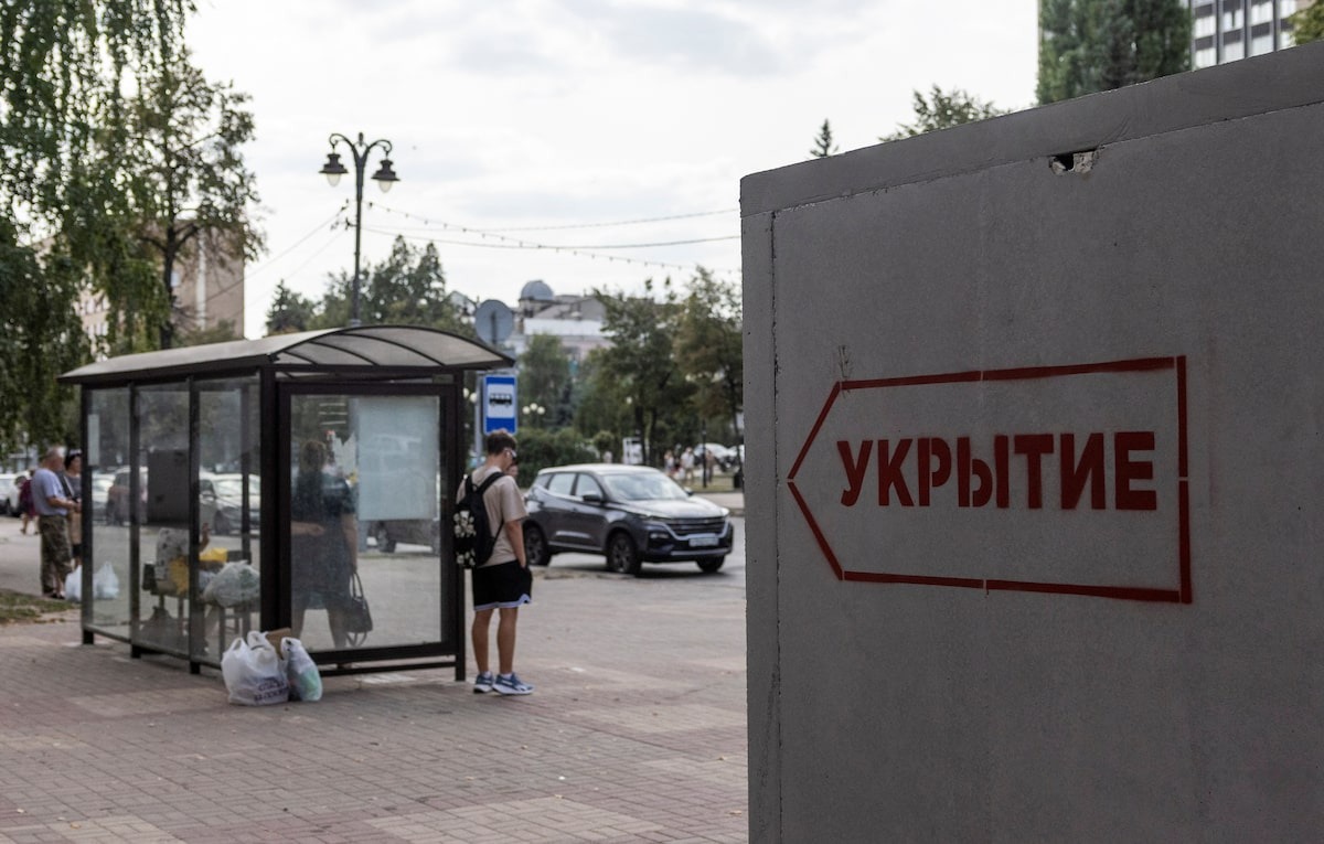 Ukraine th&uacute;c qu&acirc;n đ&aacute;nh r&aacute;t bi&ecirc;n giới, Nga tiến nhanh ở Donbass- Ảnh 1.