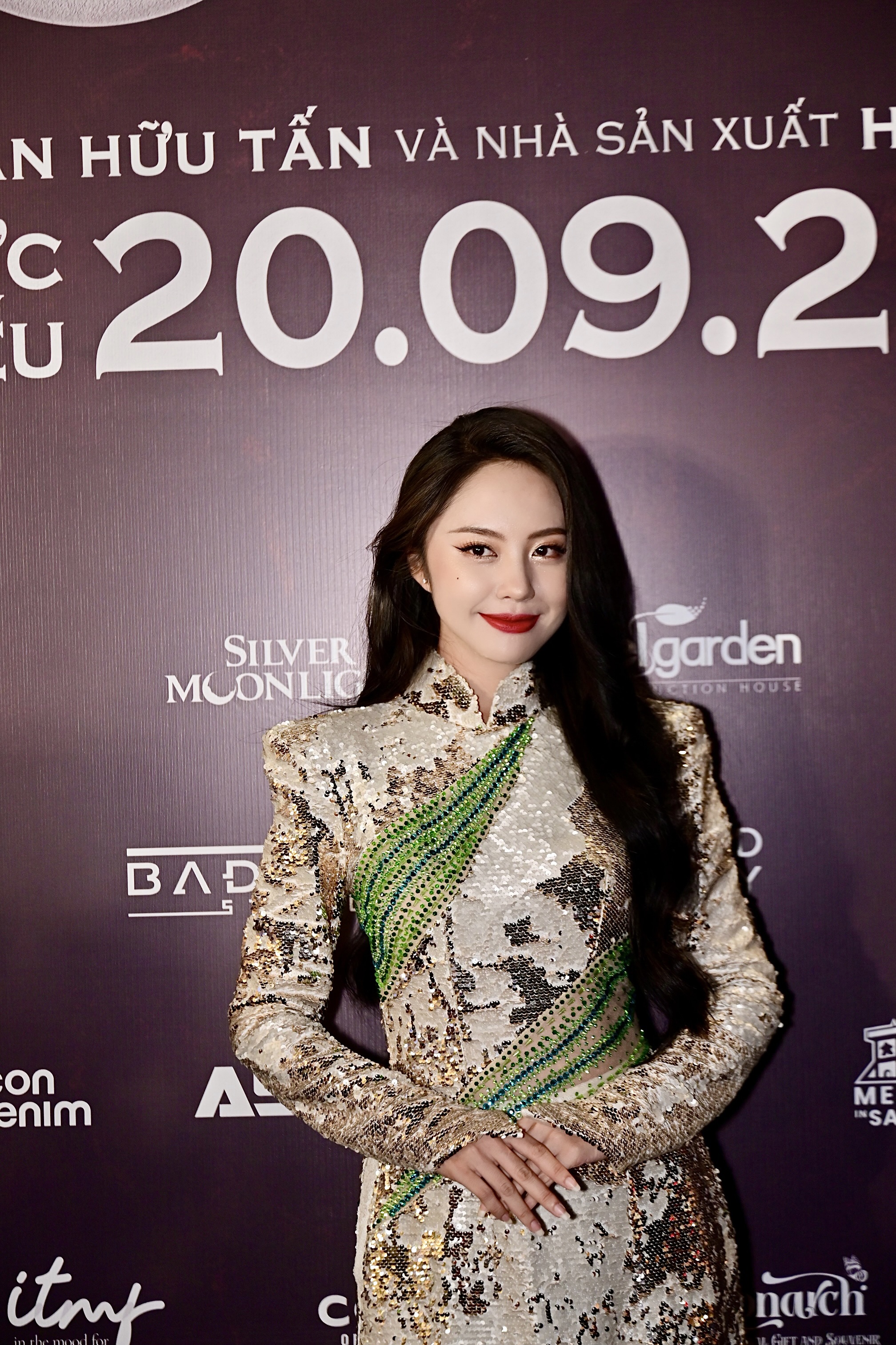 "Thập Nương" Lan Phương xinh đẹp đến với "C&aacute;m"- Ảnh 9.