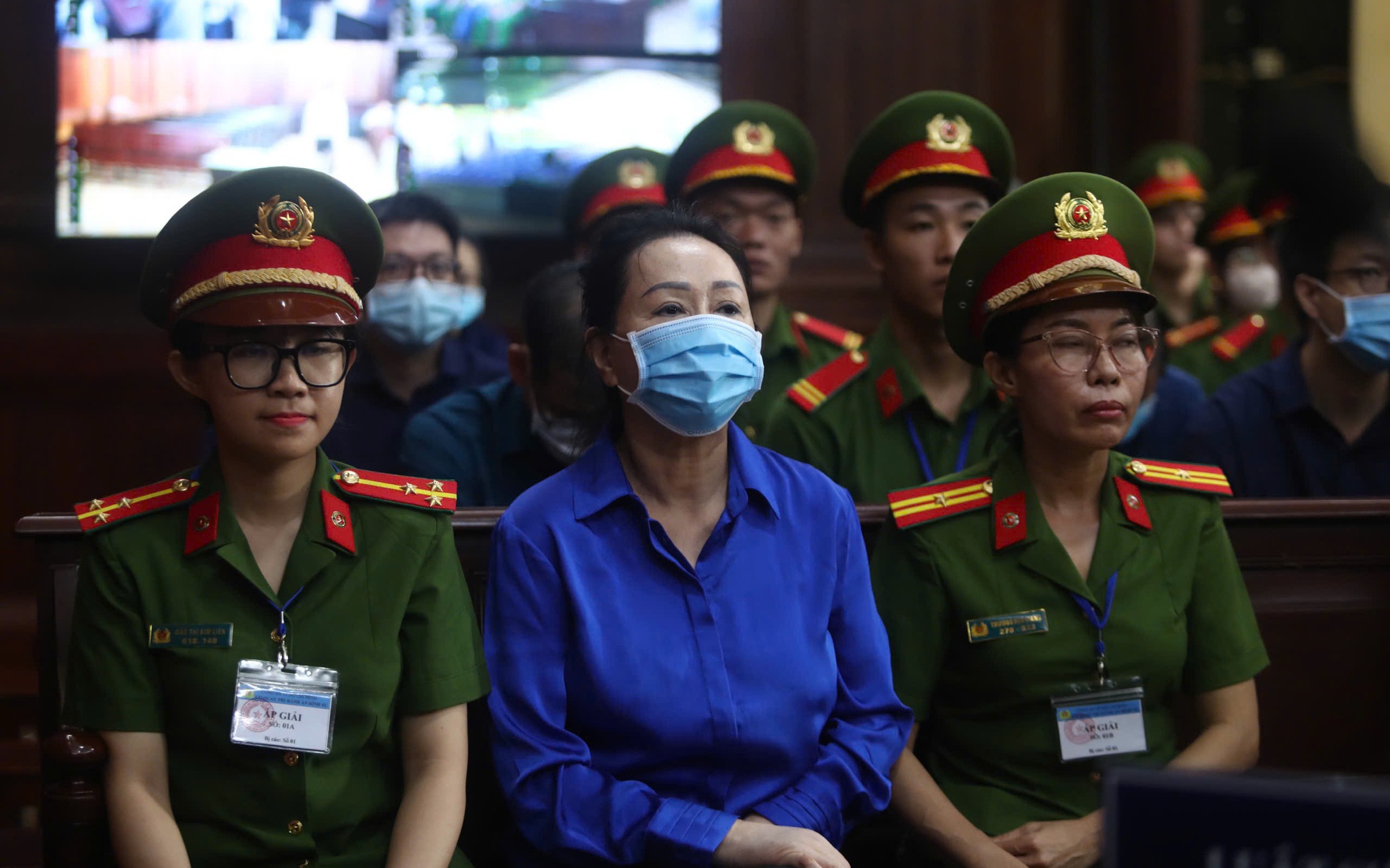 Những h&igrave;nh ảnh đầu ti&ecirc;n về phi&ecirc;n t&ograve;a b&agrave; Trương Mỹ Lan lần thứ 2