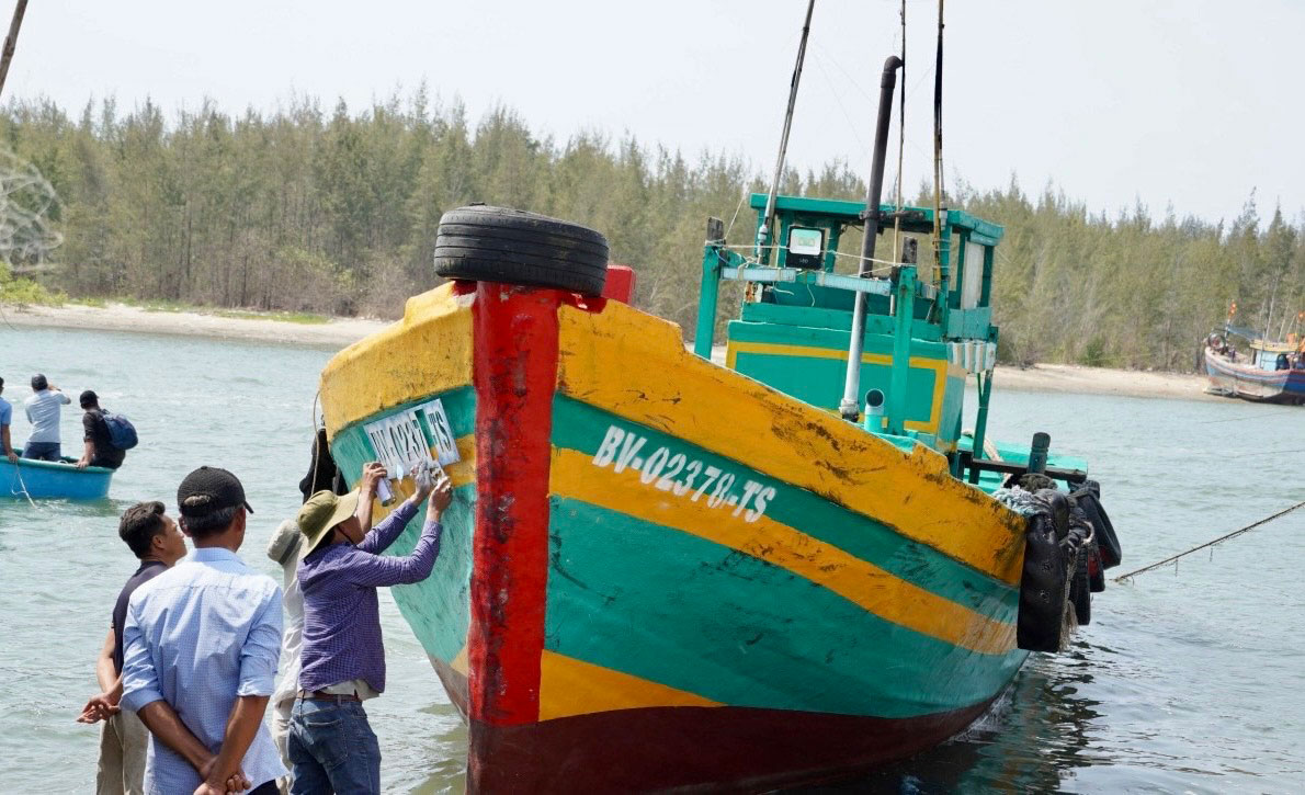 Ngư d&acirc;n tỉnh B&agrave; Rịa - Vũng T&agrave;u ng&agrave;y c&agrave;ng &yacute; thức v&agrave; tu&acirc;n thủ việc khai th&aacute;c thủy sản đ&uacute;ng quy định
