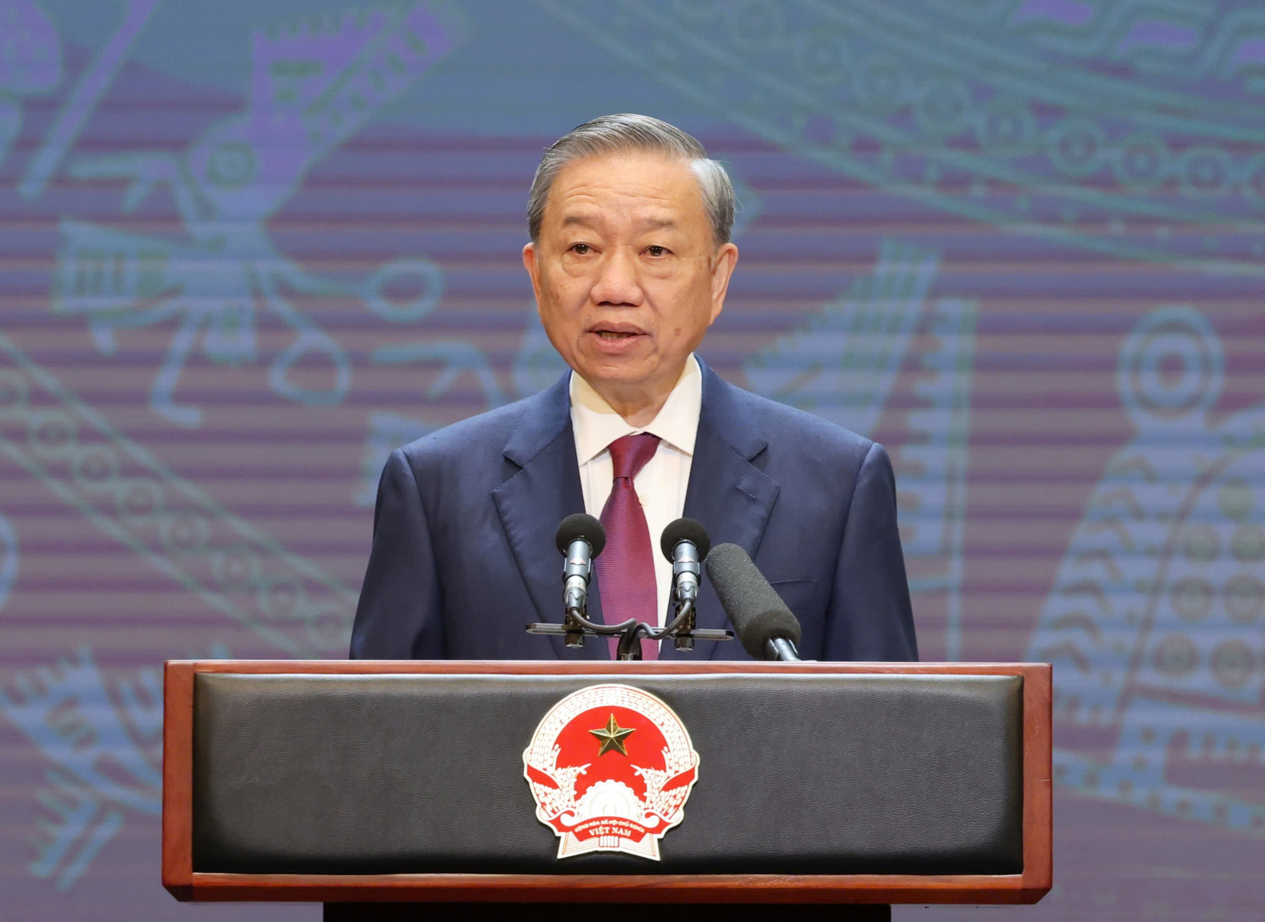 Tổng B&iacute; thư, Chủ tịch nước T&ocirc; L&acirc;m: Chuyển đổi số - Động lực quan trọng đưa đất nước v&agrave;o kỷ nguy&ecirc;n mới- Ảnh 2.