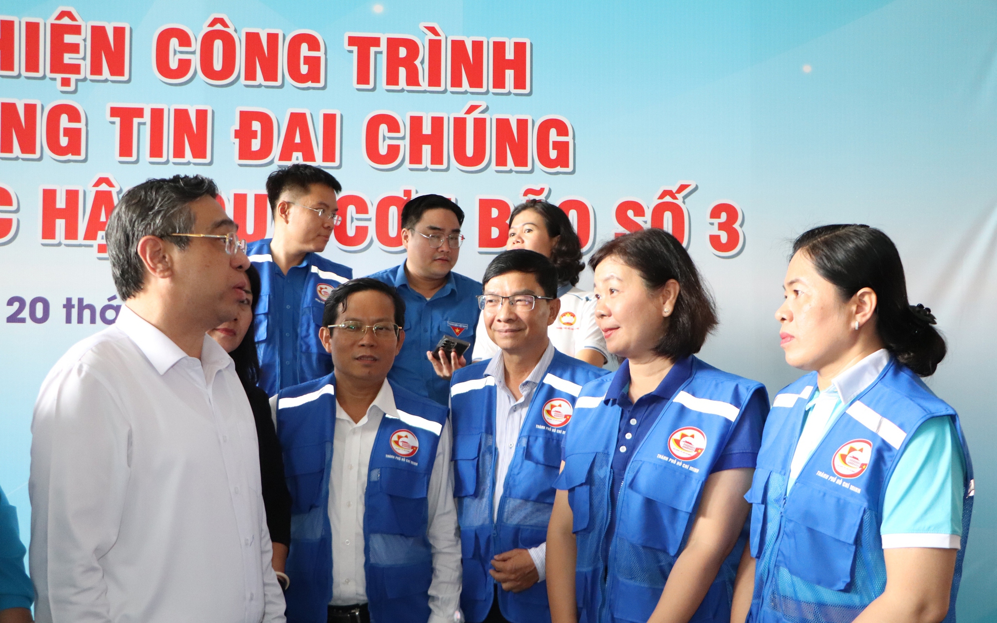 Chung tay tái thiết vùng bão lũ