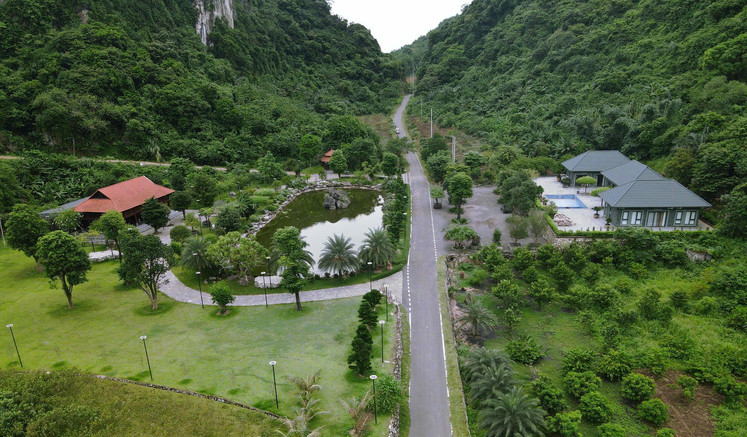 Thanh Hóa ra "tối hậu thư" cho công trình trái phép "mọc" trên đất quốc phòng- Ảnh 1.