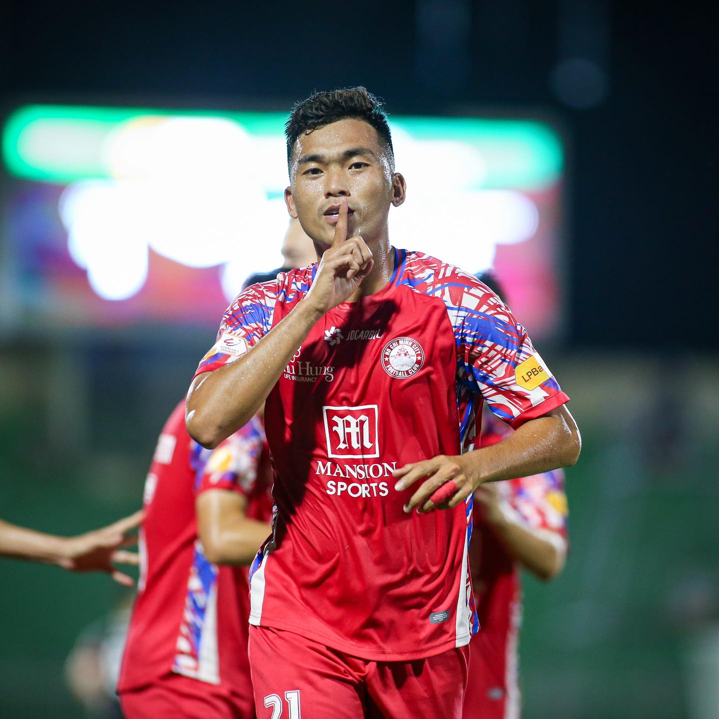 CLB TP Hồ Ch&iacute; Minh đ&aacute;nh bại &aacute; qu&acirc;n V-League- Ảnh 7.
