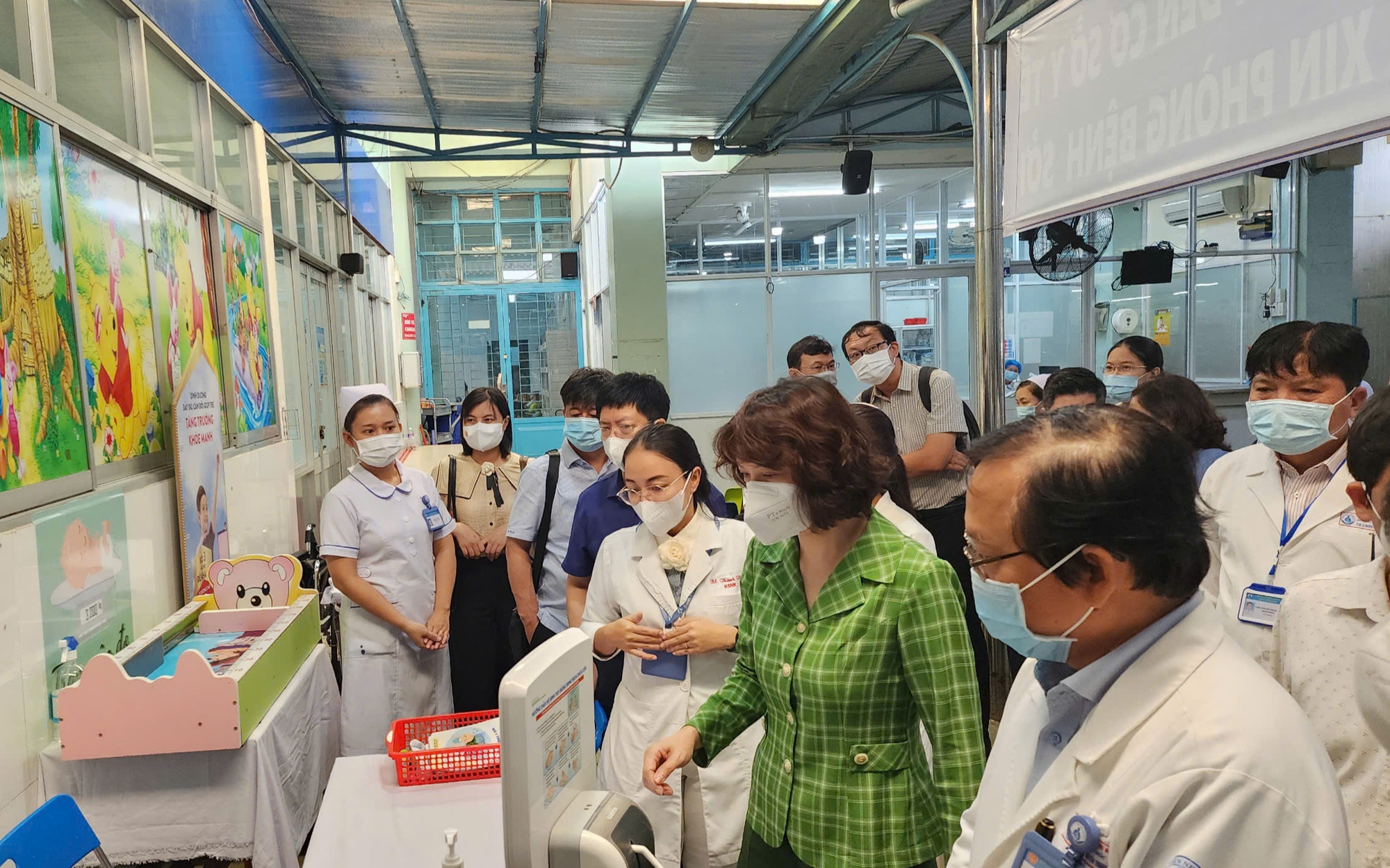 UBND TP HCM kiến nghị lên Bộ Y tế nhiều vấn đề