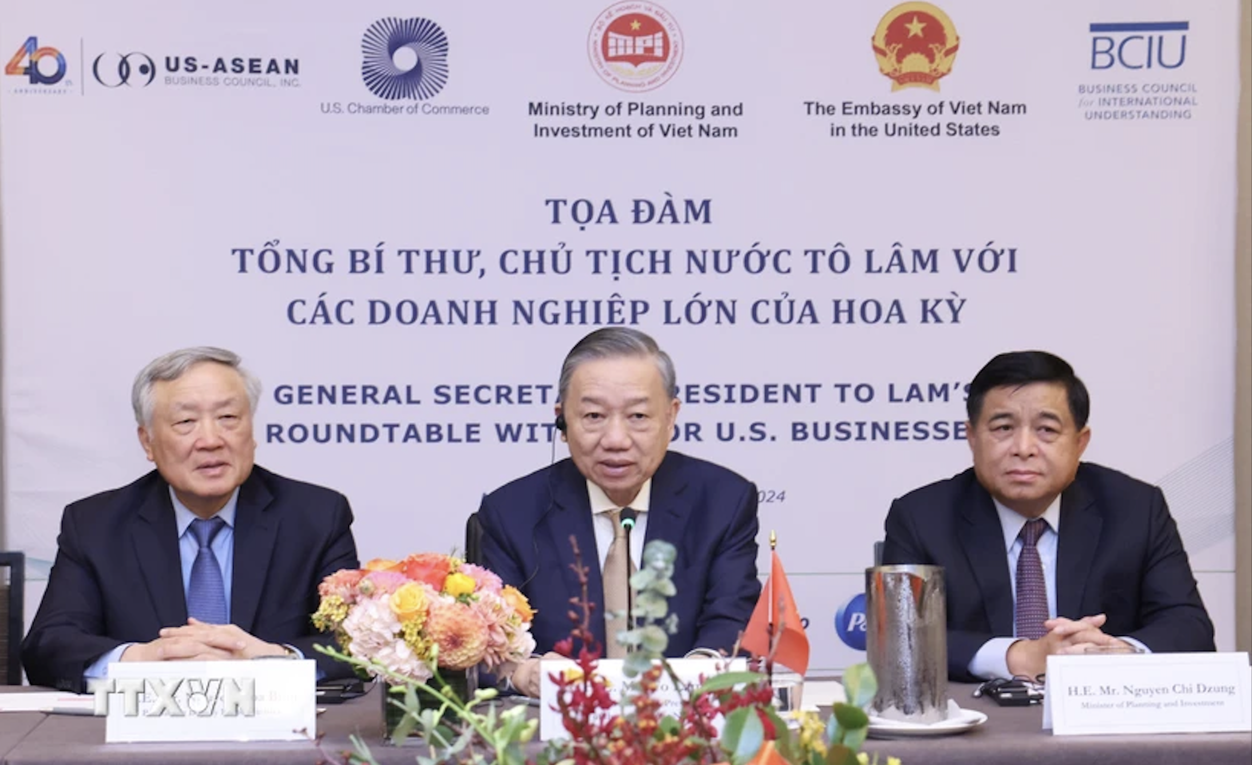 Tổng B&iacute; thư, Chủ tịch nước: Mong doanh nghiệp Mỹ vươn l&ecirc;n th&agrave;nh nh&agrave; đầu tư lớn nhất tại Việt Nam- Ảnh 3.