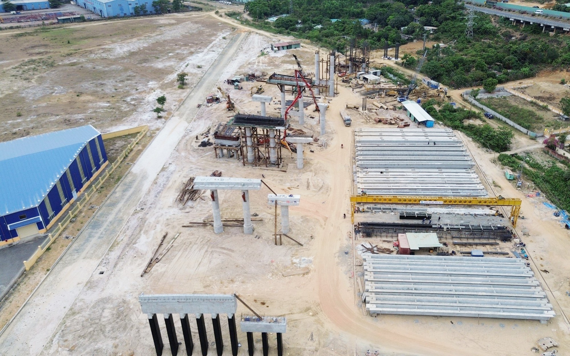 Kế hoạch tạm dừng lưu thông qua hầm Hải Vân để nổ mìn