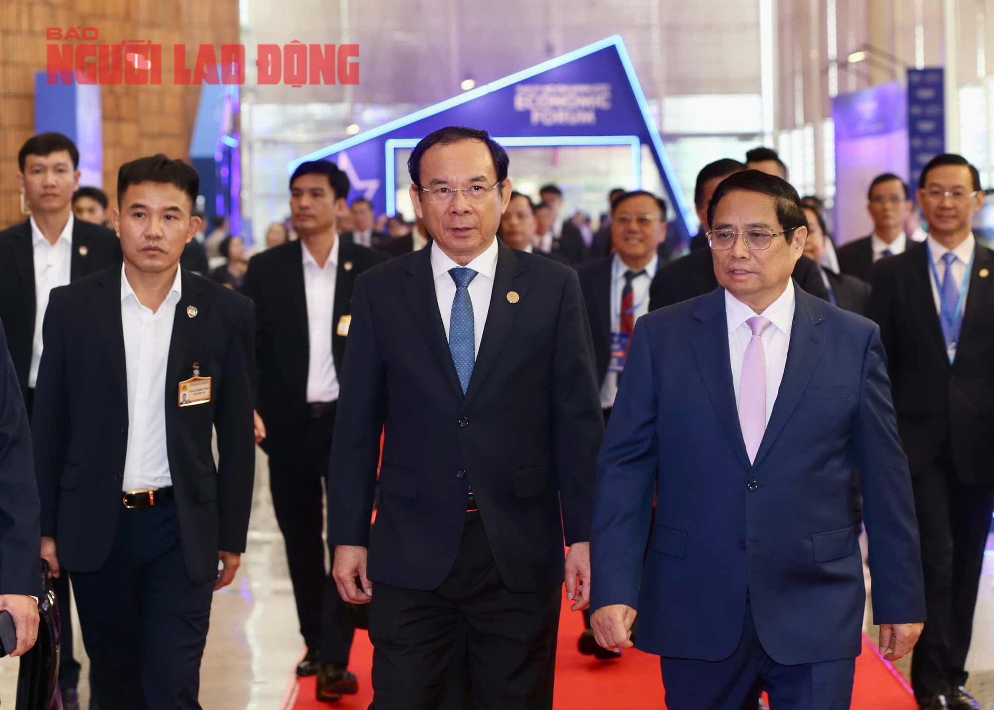 Thủ tướng dự phi&ecirc;n to&agrave;n thể Diễn đ&agrave;n Kinh tế TP HCM- Ảnh 1.