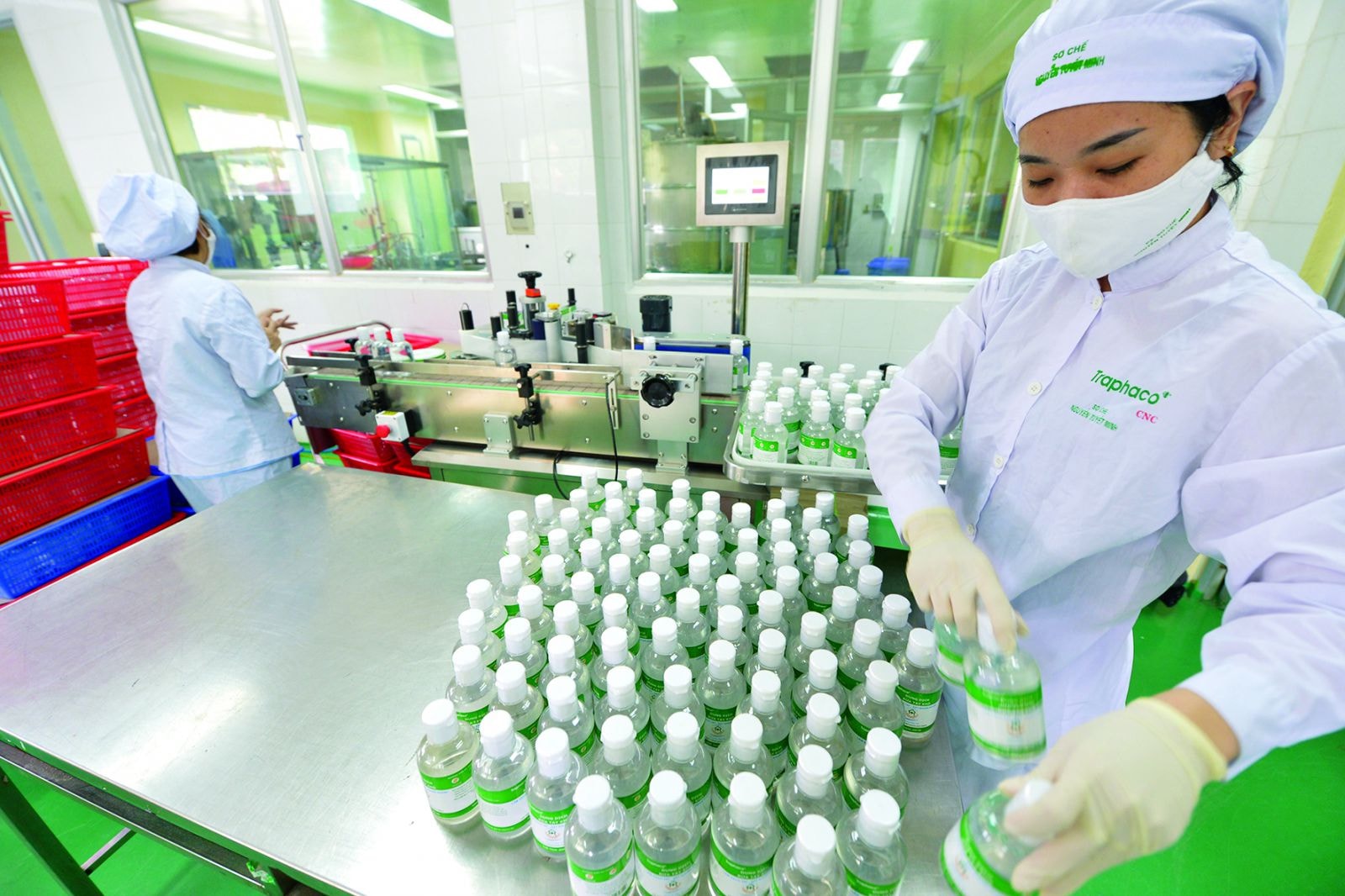 Nhiều ch&iacute;nh s&aacute;ch ưu ti&ecirc;n ph&aacute;t triển ng&agrave;nh dược phẩm- Ảnh 2.