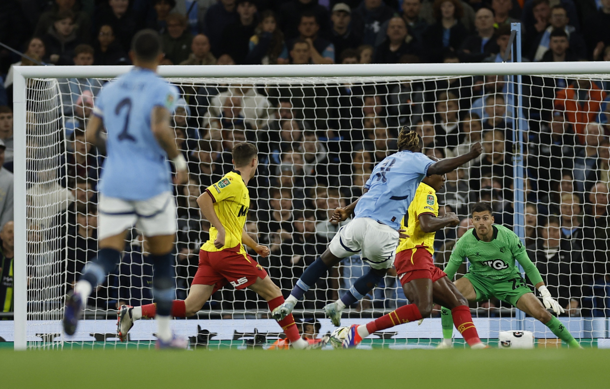 Chelsea thắng tưng bừng đội Hạng ba, "đại gia" Ngoại hạng đổ bộ v&ograve;ng 4 League Cup- Ảnh 5.