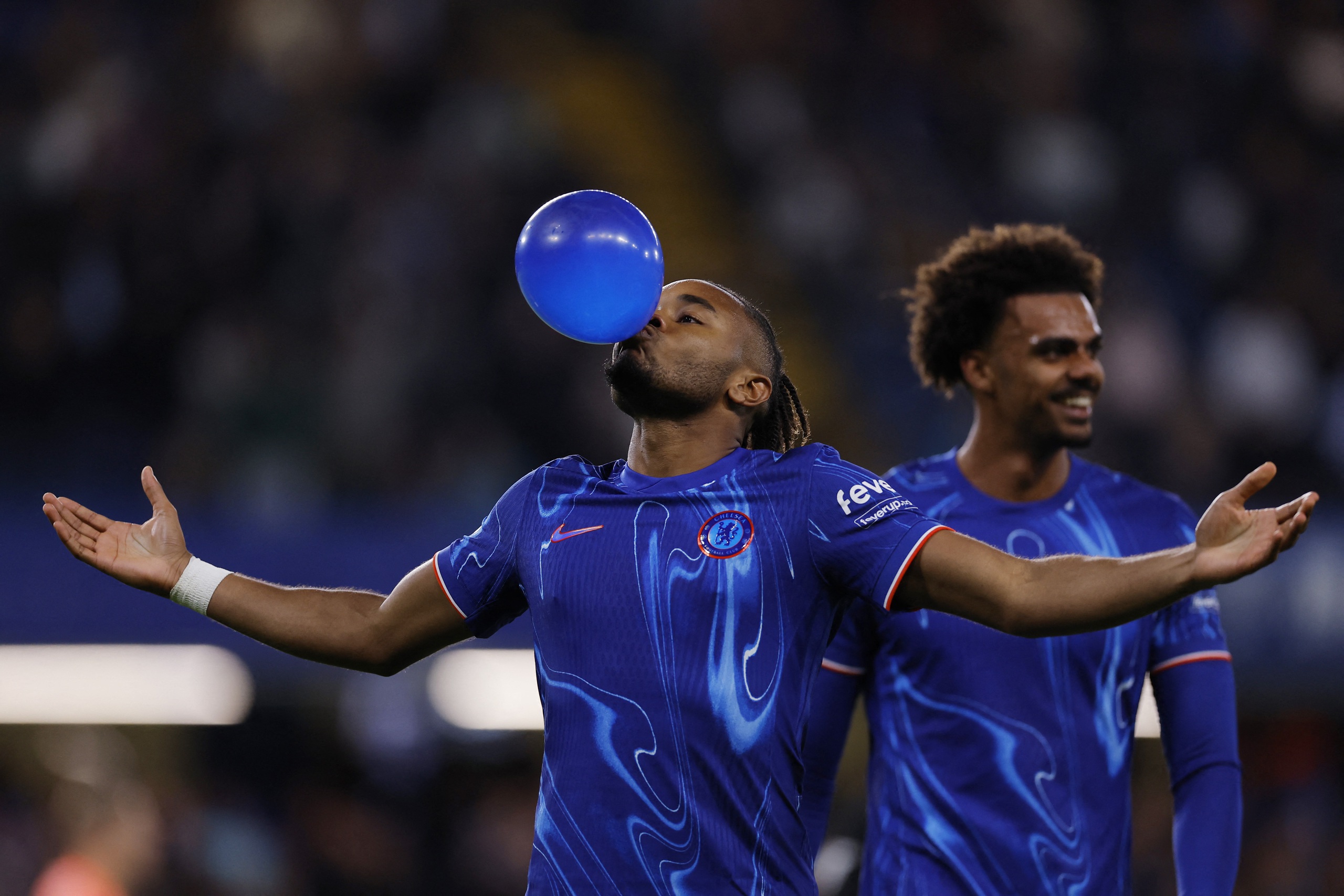 Chelsea thắng tưng bừng đội Hạng ba, "đại gia" Ngoại hạng đổ bộ v&ograve;ng 4 League Cup- Ảnh 3.
