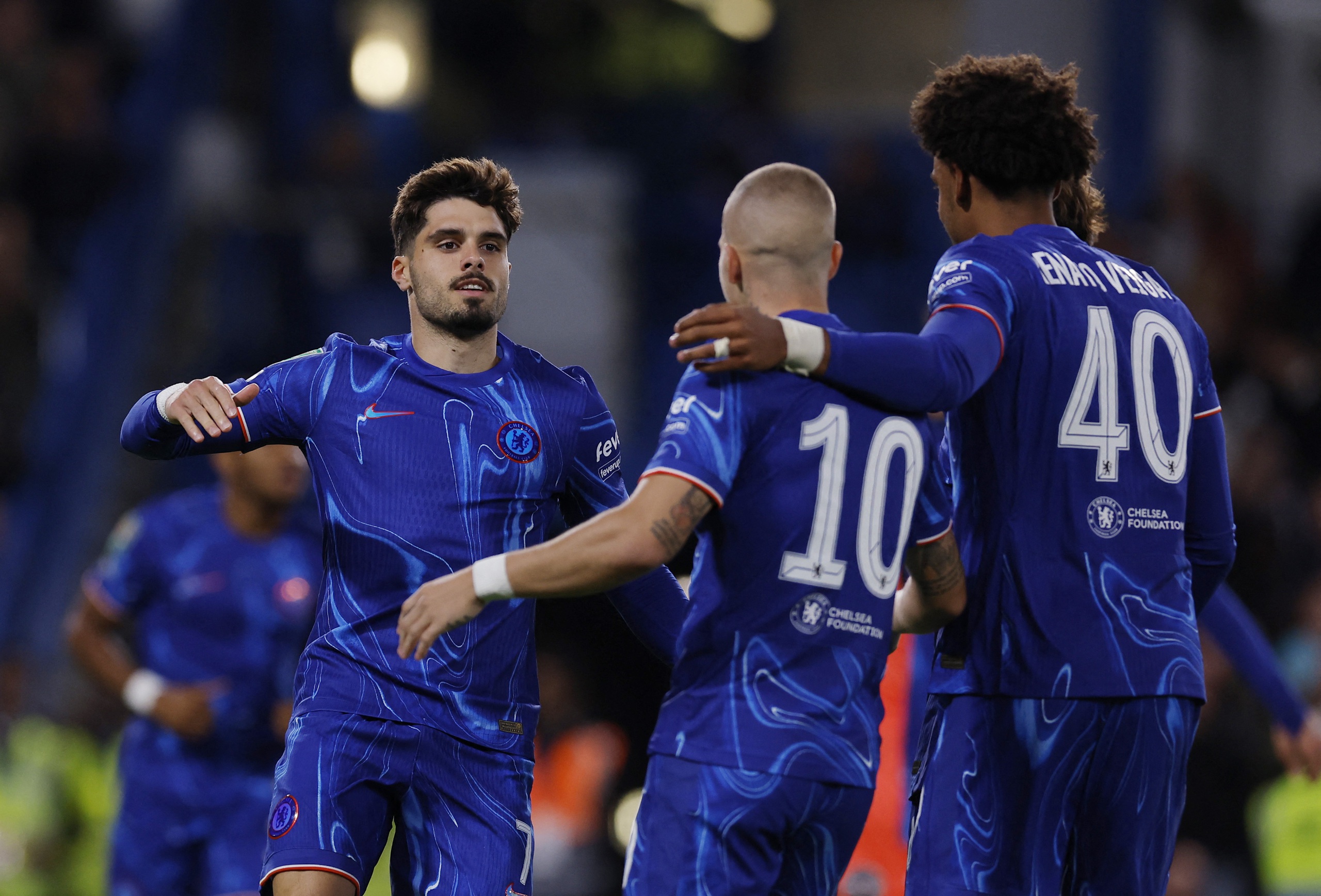 Chelsea thắng tưng bừng đội Hạng ba, "đại gia" Ngoại hạng đổ bộ v&ograve;ng 4 League Cup- Ảnh 2.