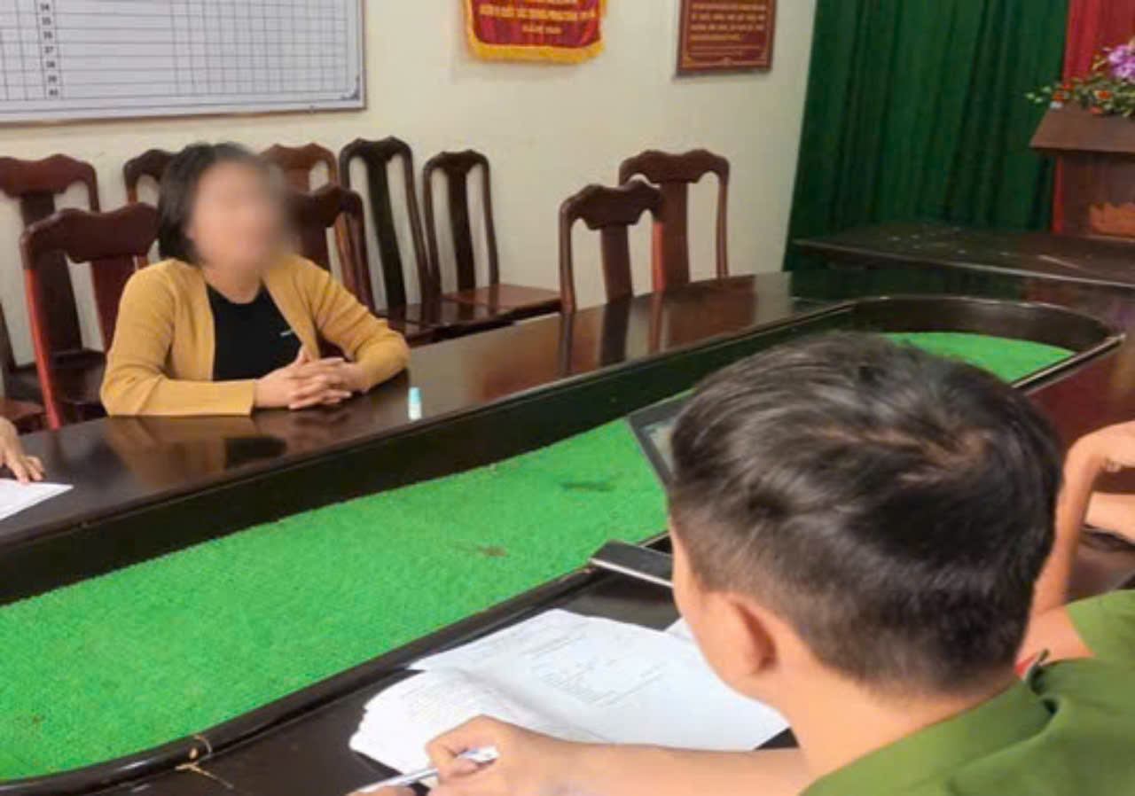 B&aacute;n đất 9 tỉ nhưng l&agrave;m hợp đồng 440 triệu đồng, một phụ nữ bị khởi tố- Ảnh 1.