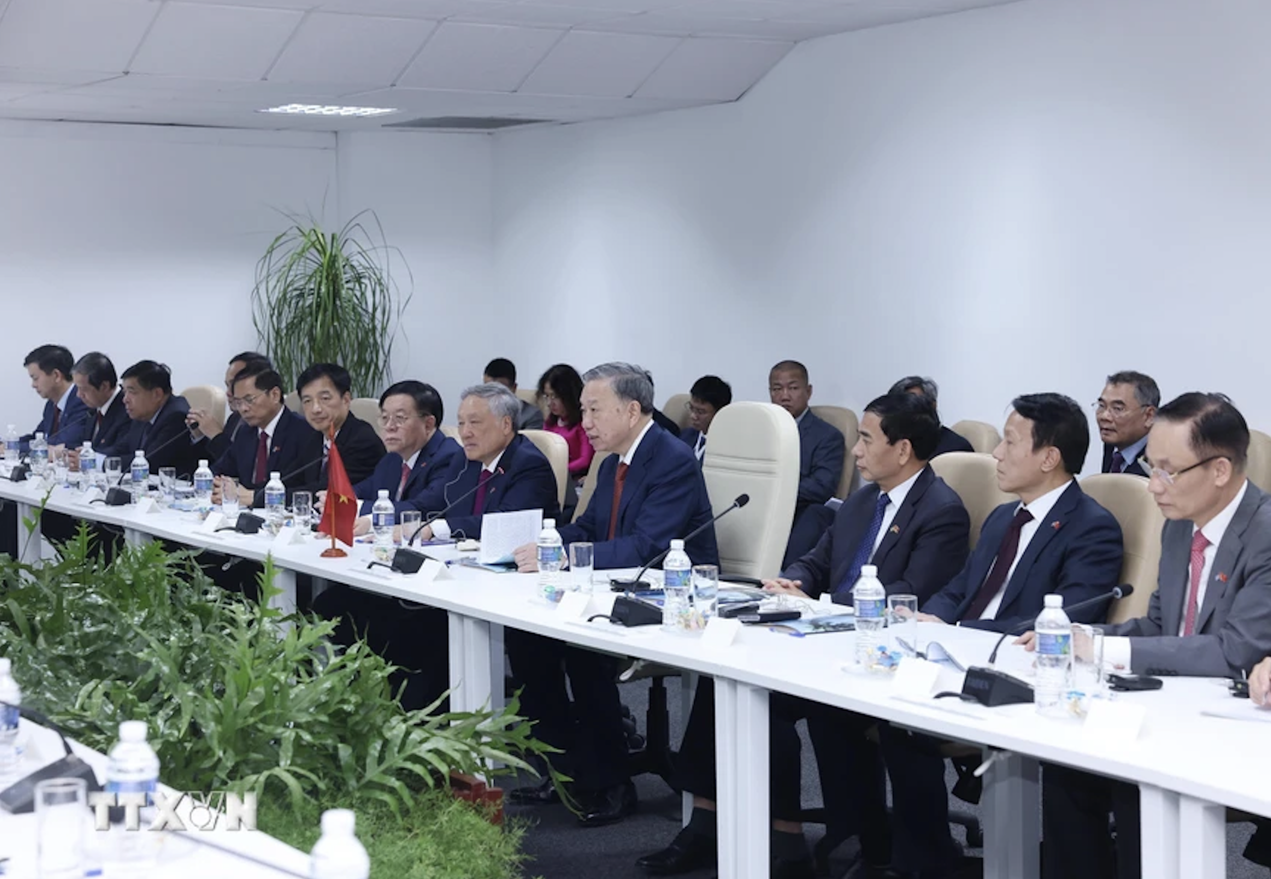 Tổng B&iacute; thư, Chủ tịch nước T&ocirc; L&acirc;m hội kiến Thủ tướng Cuba- Ảnh 4.