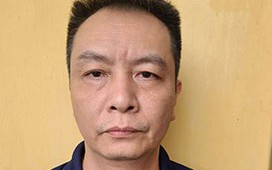 Bắt một gi&aacute;m đốc c&ocirc;ng ty