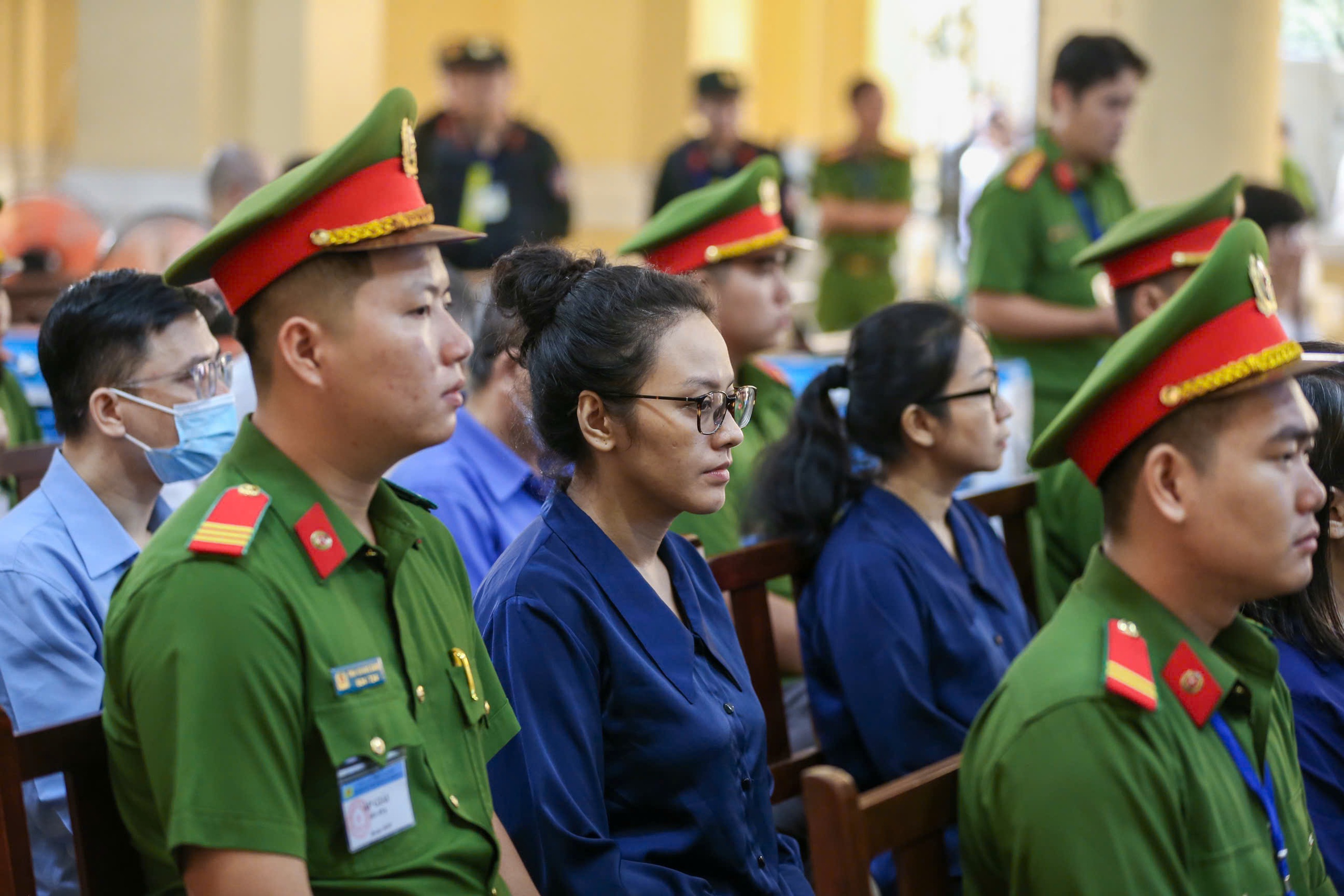 Những y&ecirc;u cầu của vợ &ocirc;ng Nguyễn Tiến Th&agrave;nh trong vụ &aacute;n Vạn Thịnh Ph&aacute;t giai đoạn 2- Ảnh 2.