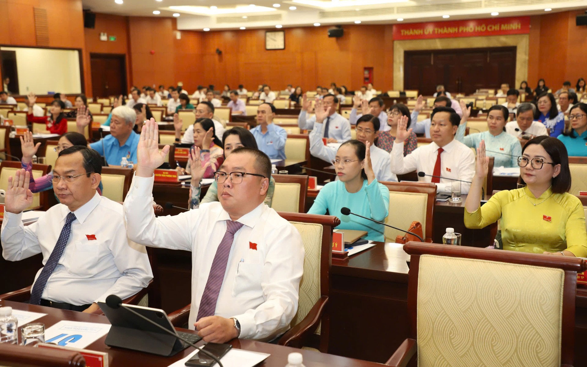 28 quyết sách thúc đẩy phát triển