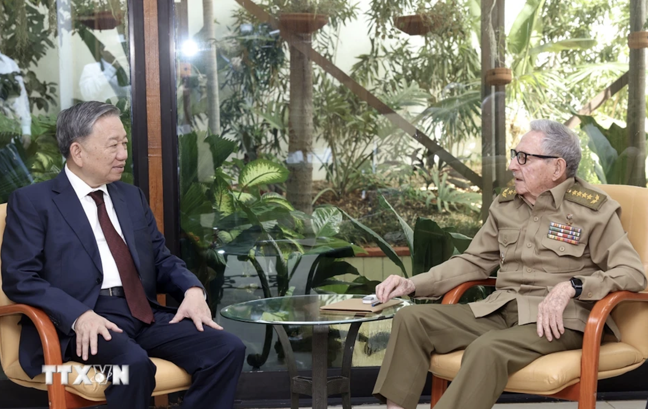 Tổng B&iacute; thư, Chủ tịch nước gặp L&atilde;nh tụ C&aacute;ch mạng Cuba, Đại tướng R&aacute;ul Castro Ruz- Ảnh 4.
