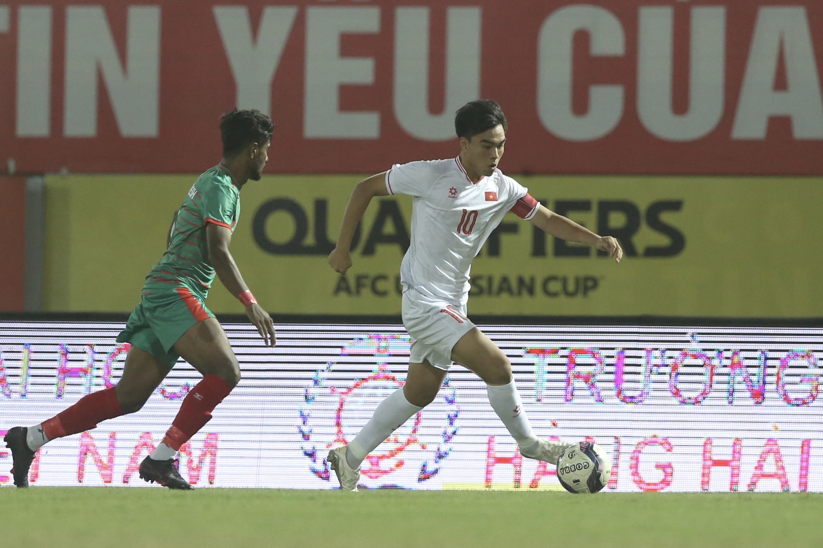 C&ocirc;ng Phương ghi b&agrave;n, U20 Việt Nam thắng trận thứ 3 tại v&ograve;ng loại U20 ch&acirc;u &Aacute;- Ảnh 1.