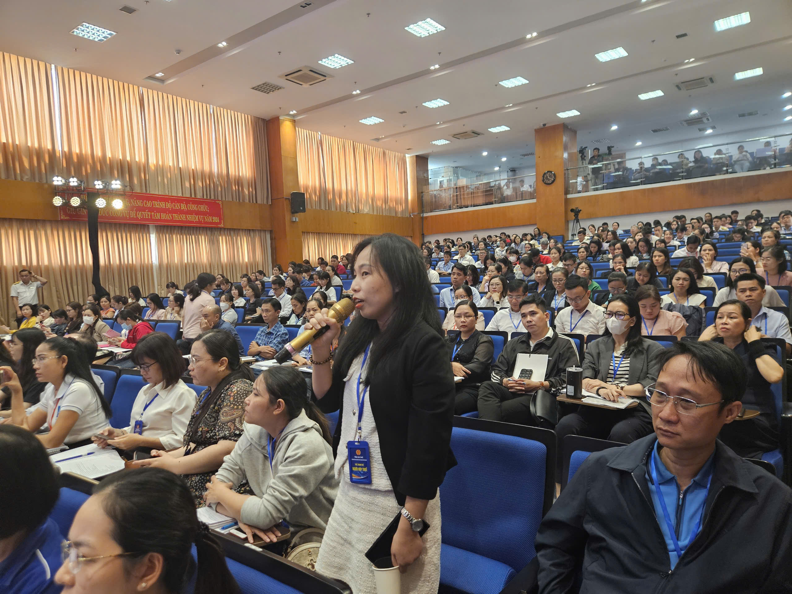 Doanh nghiệp khổ v&igrave; ho&agrave;n thuế, h&oacute;a đơn điện tử, Tổng cục thuế n&oacute;i g&igrave;?- Ảnh 1.