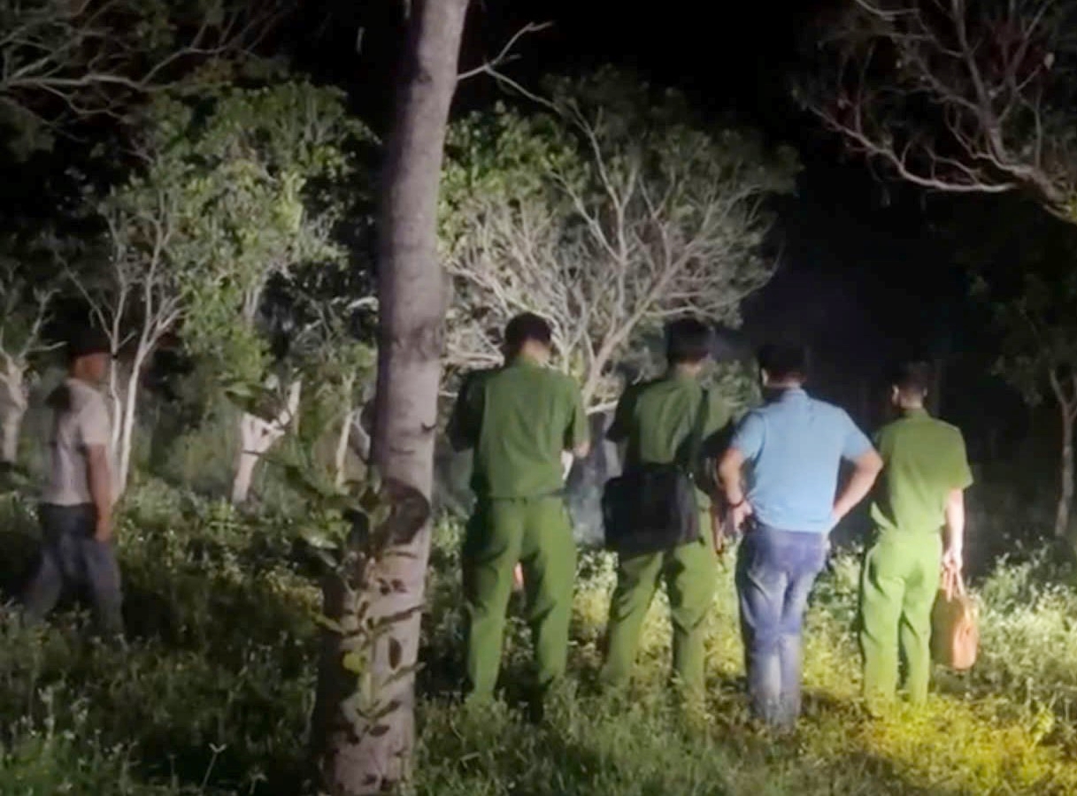 Ph&aacute;t hiện thi thể kh&ocirc;ng c&ograve;n nguy&ecirc;n vẹn: Truy t&igrave;m người con trai- Ảnh 3.