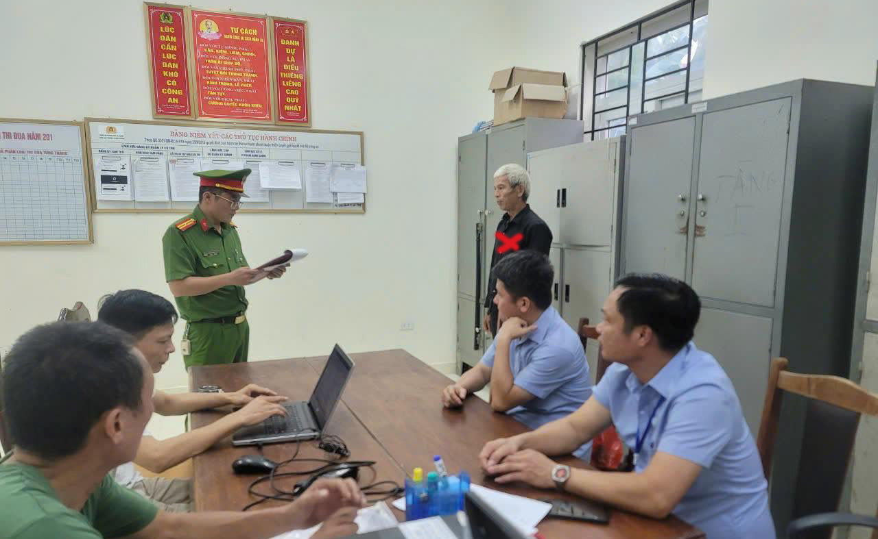 Ch&eacute;m li&ecirc;n tiếp v&agrave;o đầu em trai, g&acirc;y thương t&iacute;ch cho vợ, em d&acirc;u- Ảnh 1.