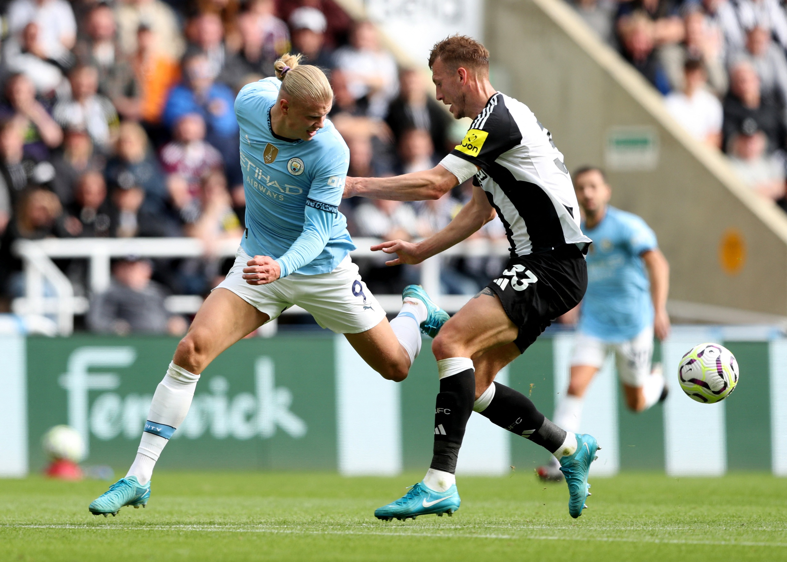Haaland tịt ng&ograve;i tại St.James'Park, Man City mất điểm ng&ocirc;i đầu- Ảnh 1.