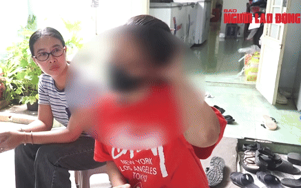 Bị đánh hội đồng trong đêm, nữ sinh bật khóc: