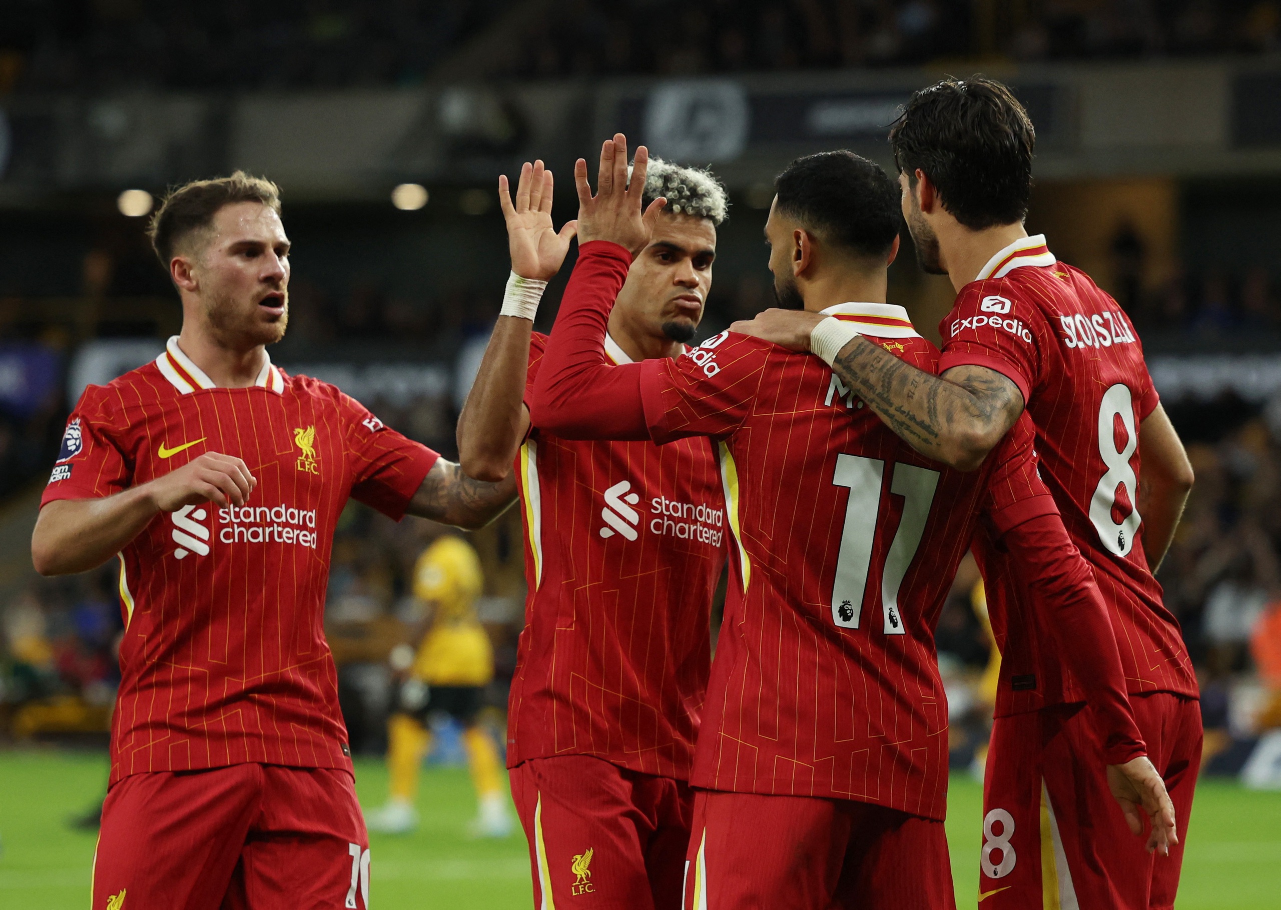 Hạ chủ nh&agrave; Wolves, Liverpool l&ecirc;n đỉnh bảng Ngoại hạng Anh- Ảnh 6.