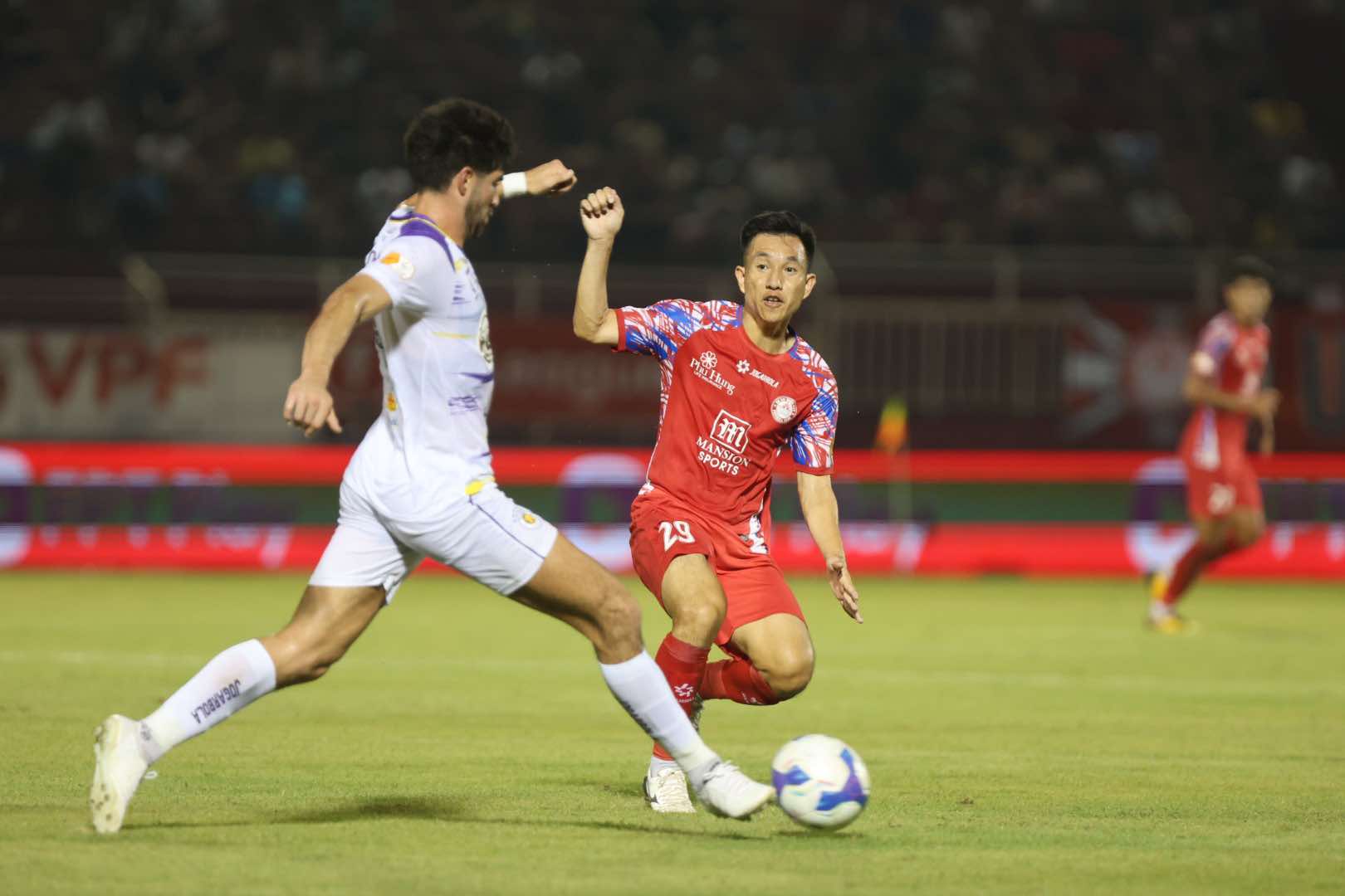 Patrik L&ecirc; Giang xuất sắc nhưng CLB TP HCM vẫn thua H&agrave; Nội FC- Ảnh 1.