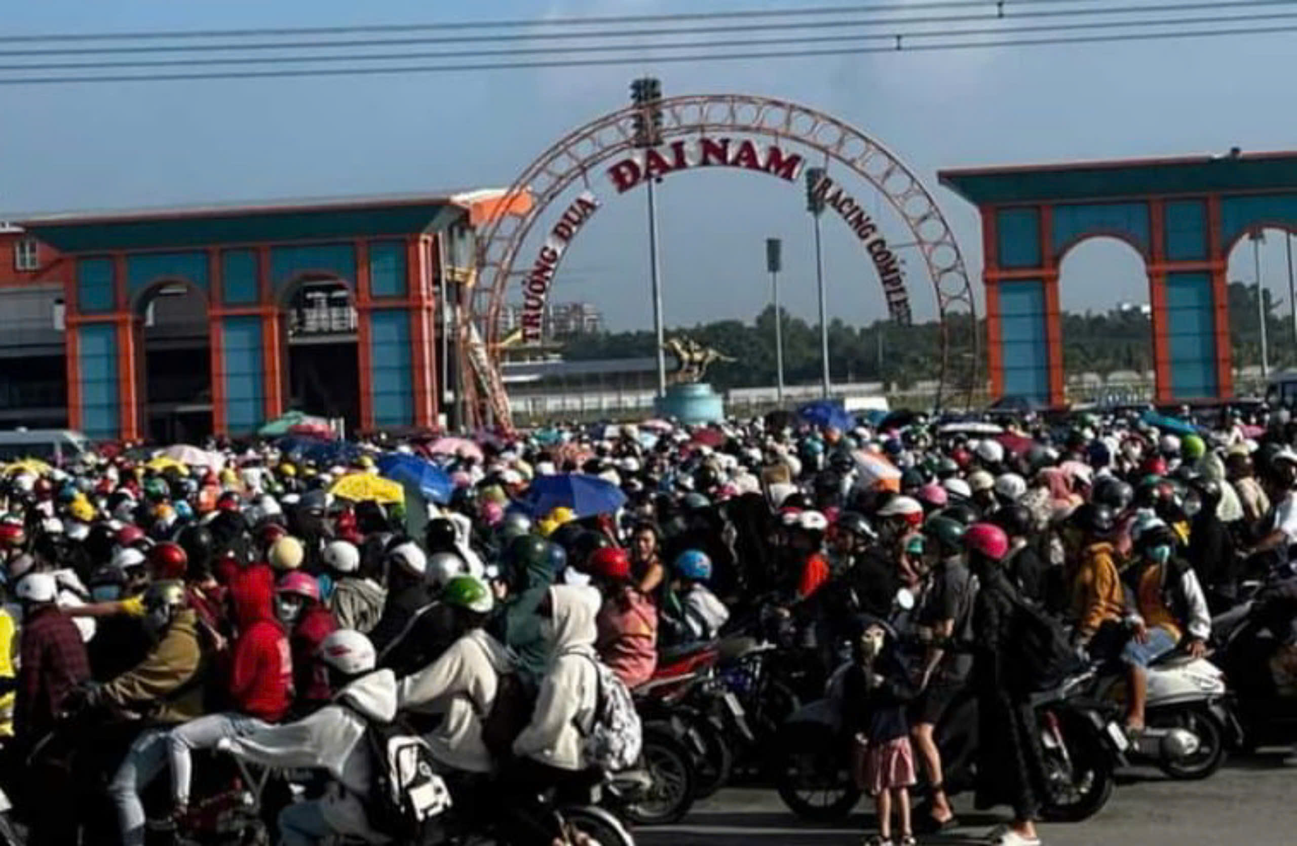 Cảnh giác tình trạng móc túi, giật đồ trong Khu Du lịch Đại Nam- Ảnh 1.