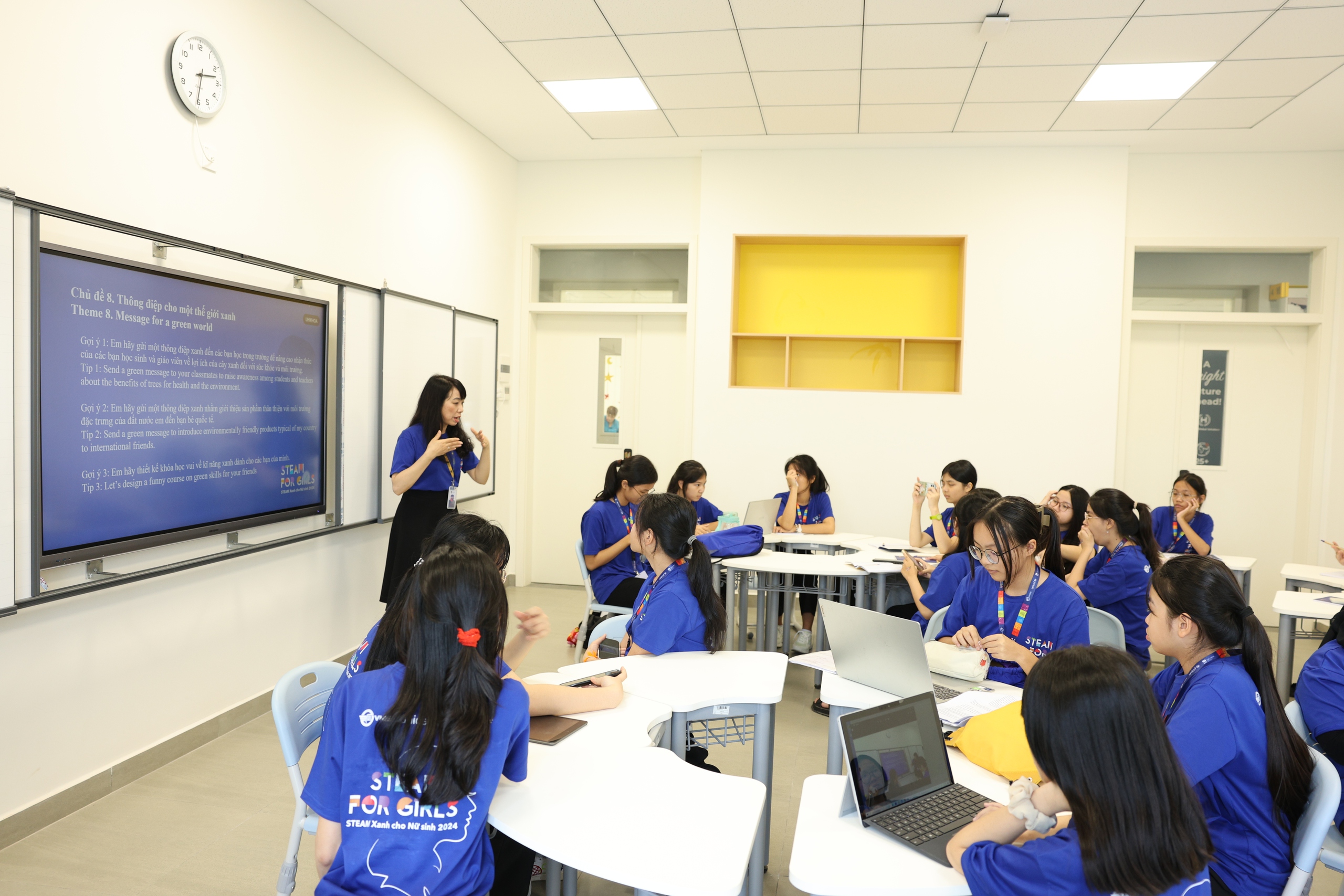 Khai mạc v&ograve;ng chung kết &ldquo;STEAM for Girls&rdquo;: S&acirc;n chơi s&aacute;ng tạo cho nữ sinh- Ảnh 10.