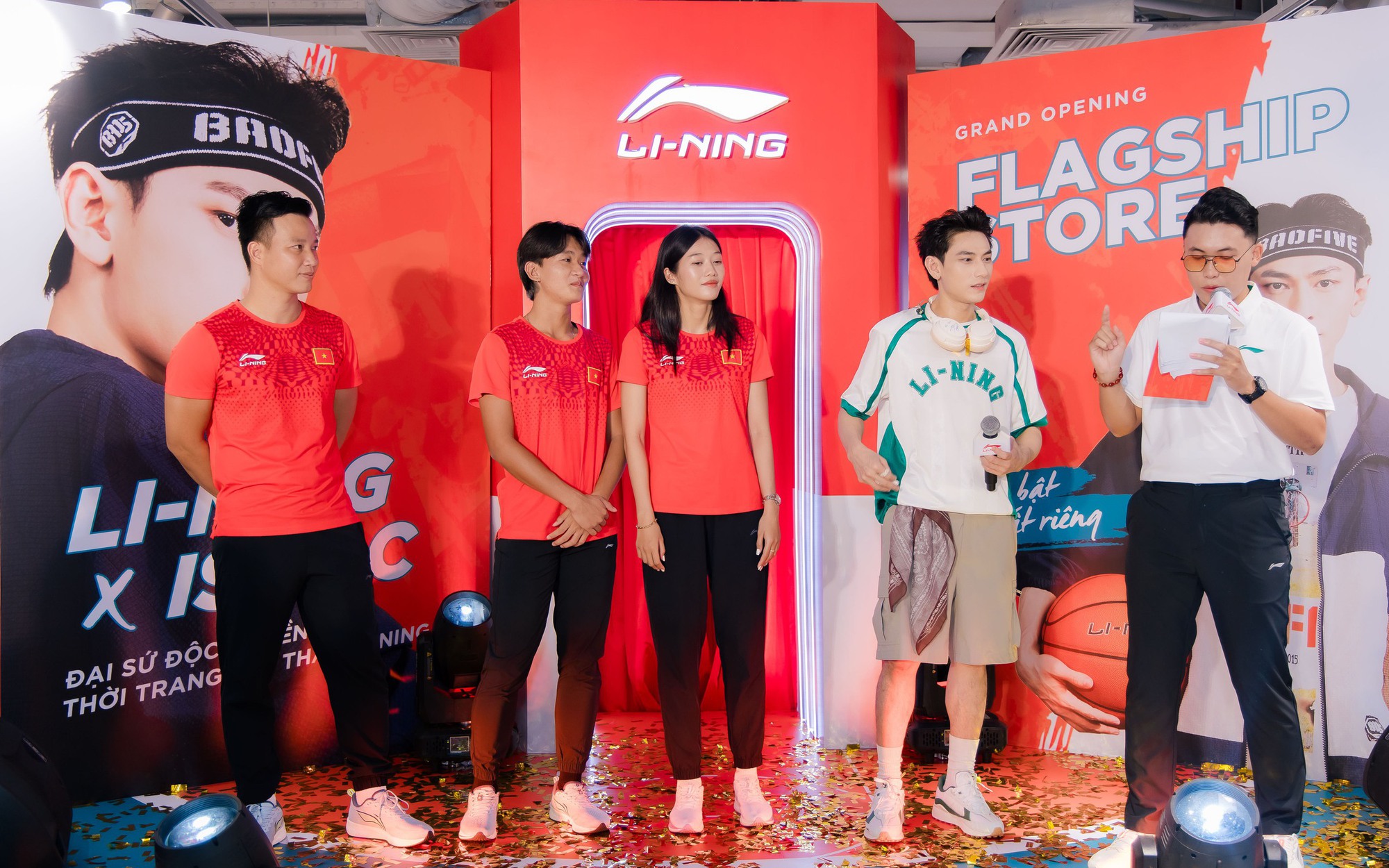 Ca sĩ Isaac đồng hành với thương hiệu thể thao