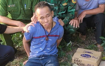 Bắt người đàn ông vận chuyển số lượng lớn ma túy lúc rạng sáng